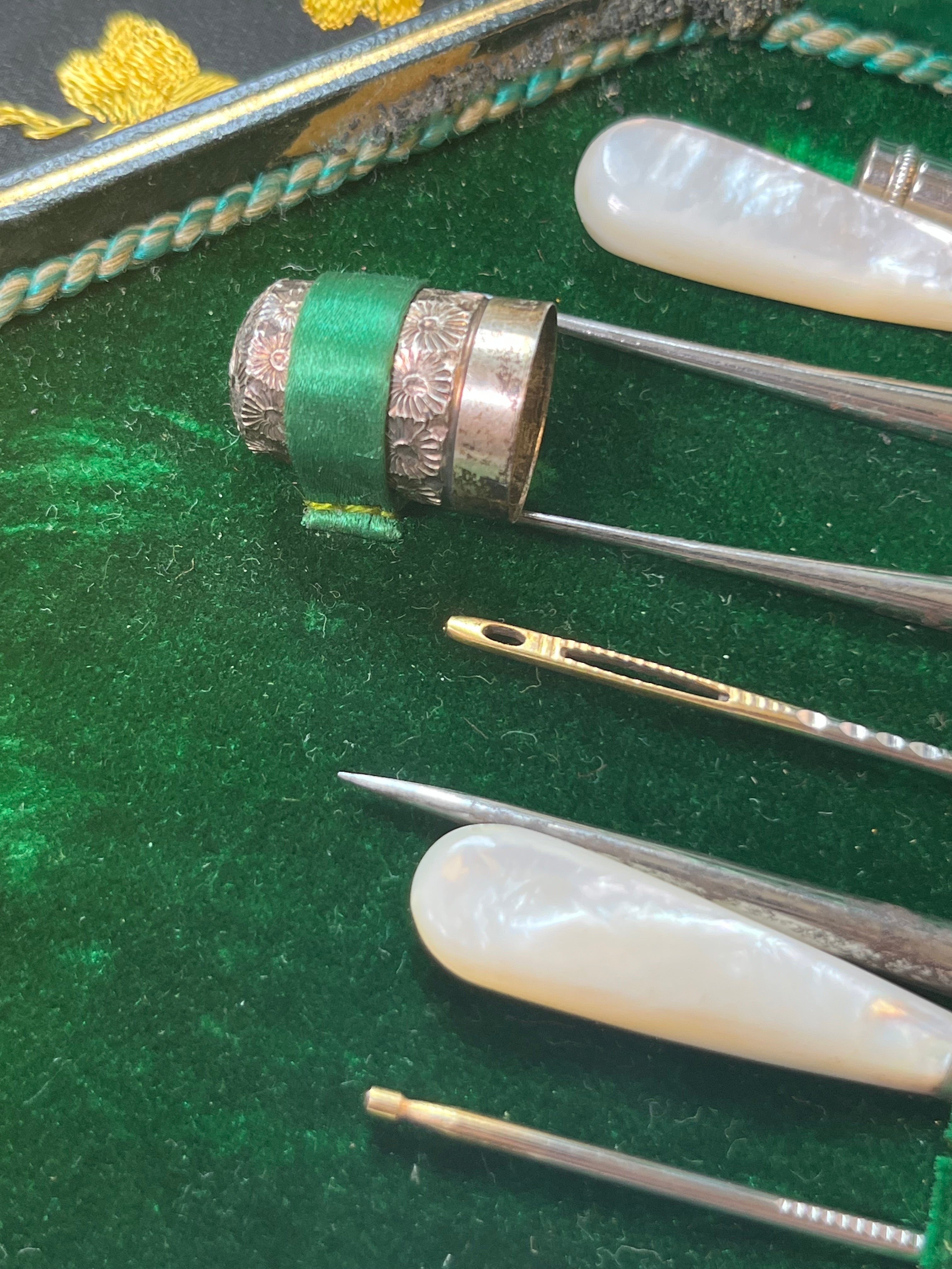 Victorian c. 1898 Sewing Kit in Box