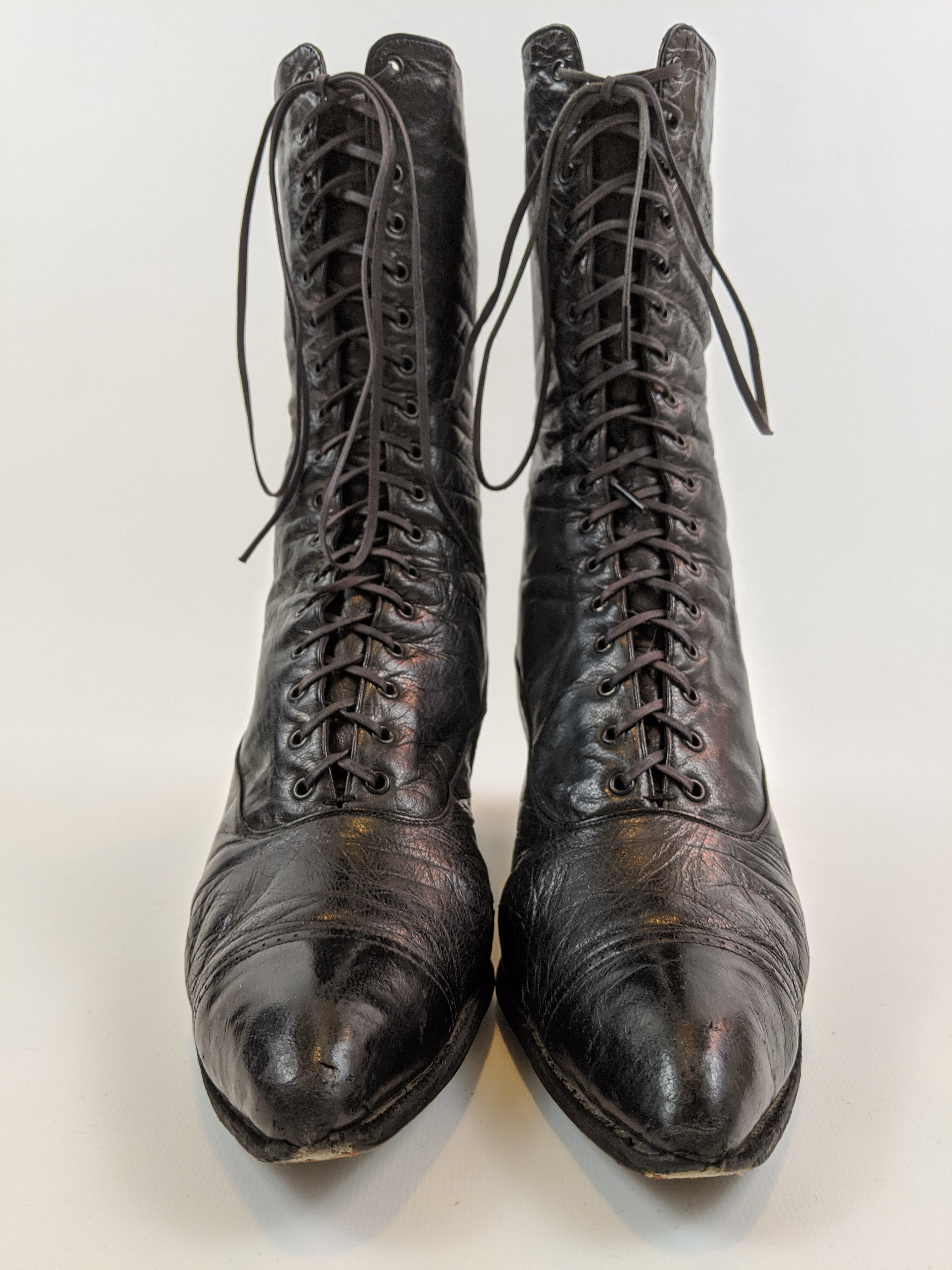 1910s-1920s Black Lace Up Boots | Approx Sz 6-6.5