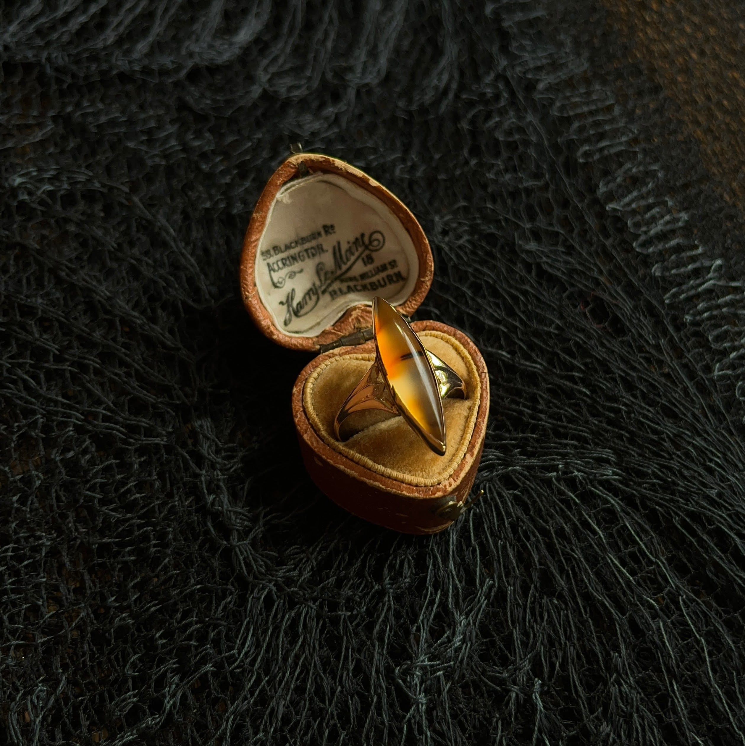 c. 1890s-1900s 14k Gold Banded Agate Ring