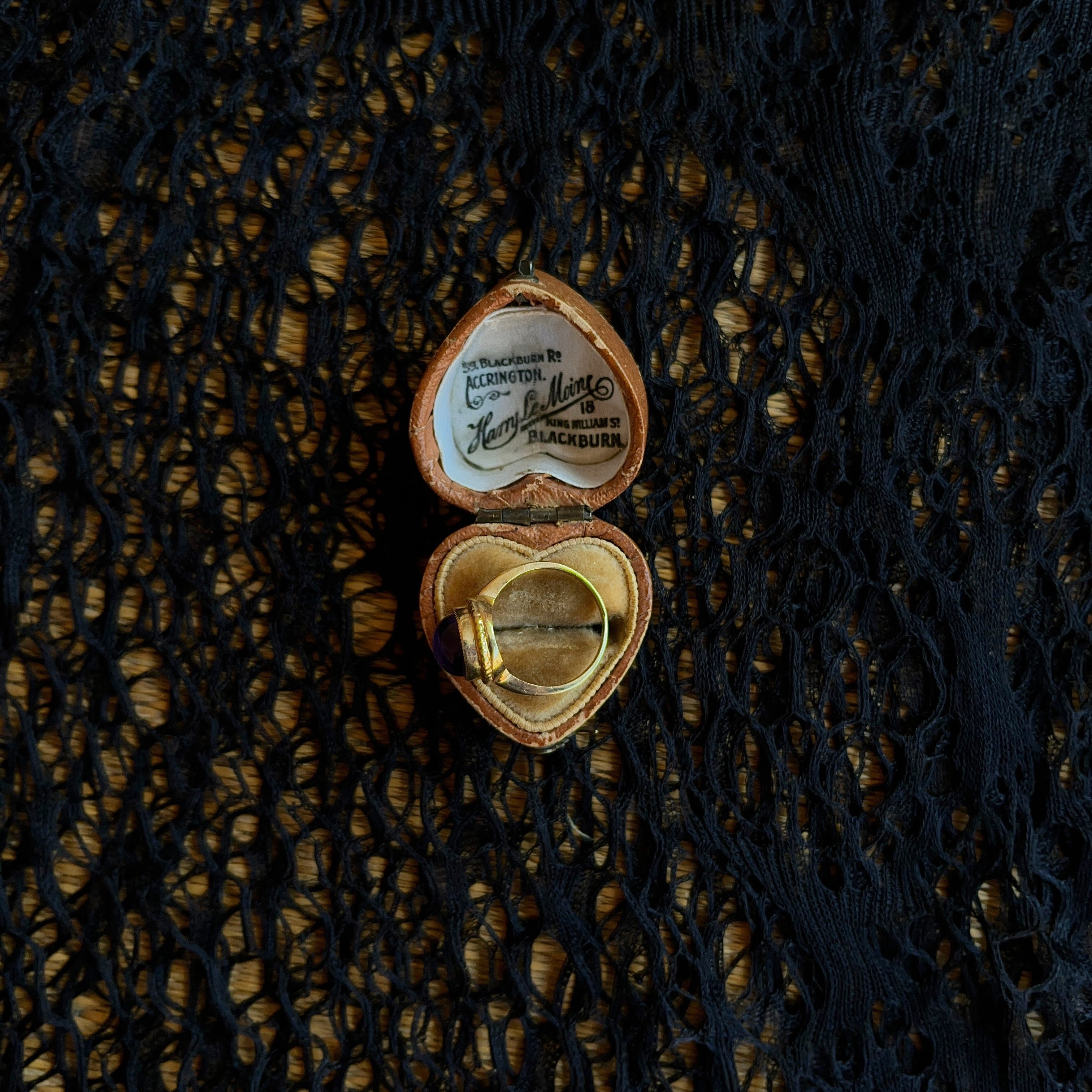 c. 1930s-1940s 14k Gold Amethyst Cabochon Ring