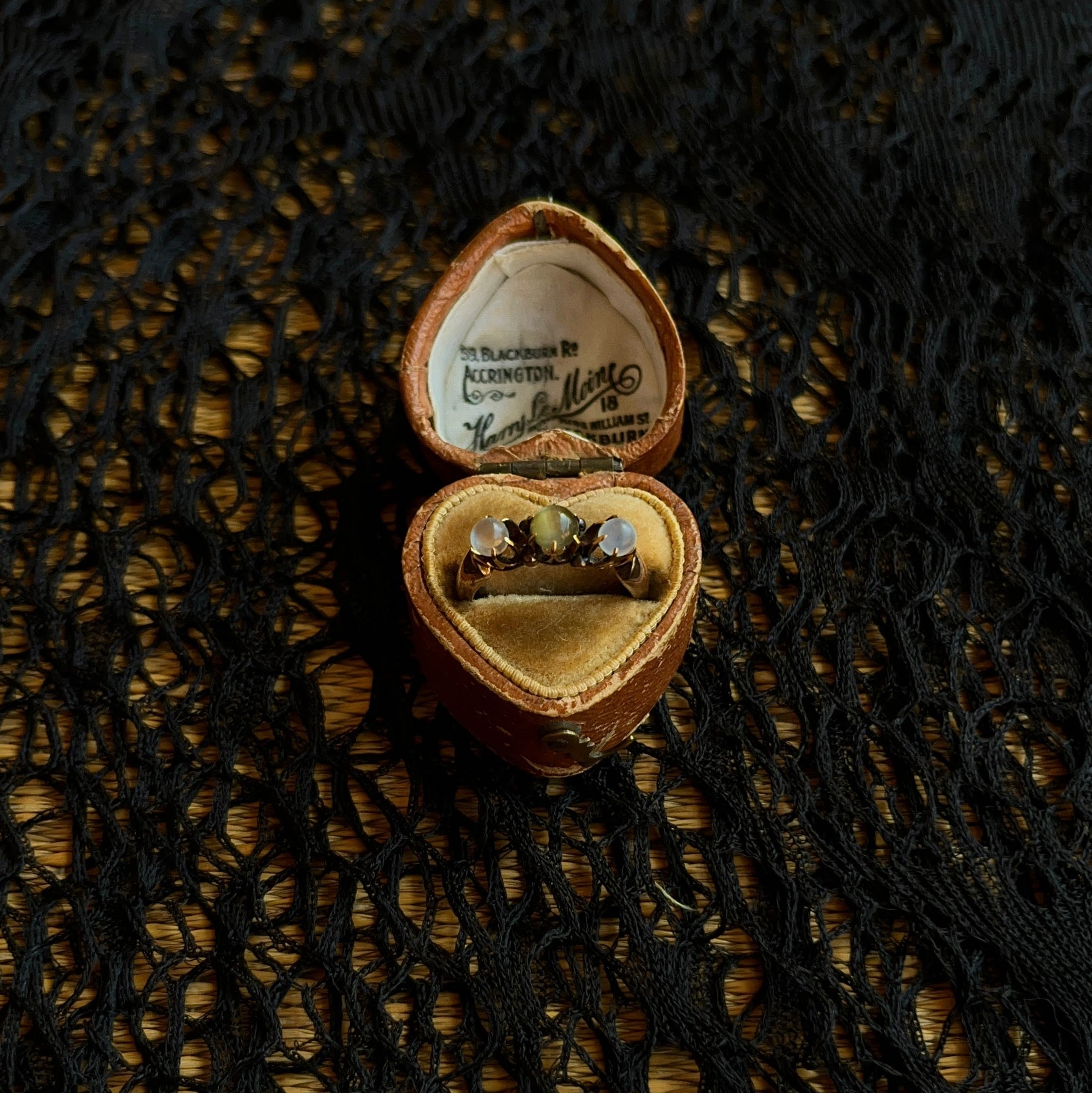 c. 1890s-1900s 9k Moonstone Cat&
