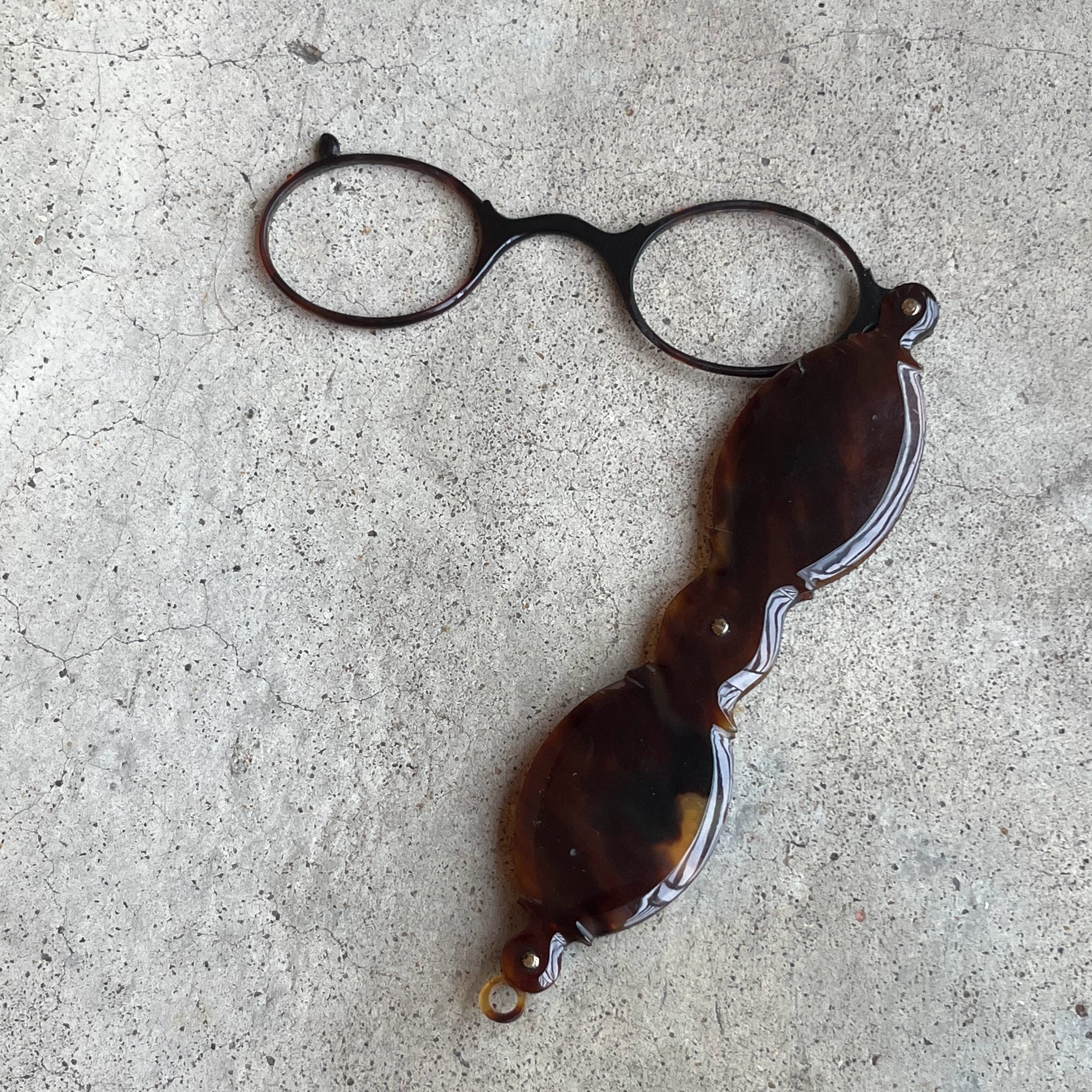 19th c. Tortoise Shell Lorgnette - No Lenses