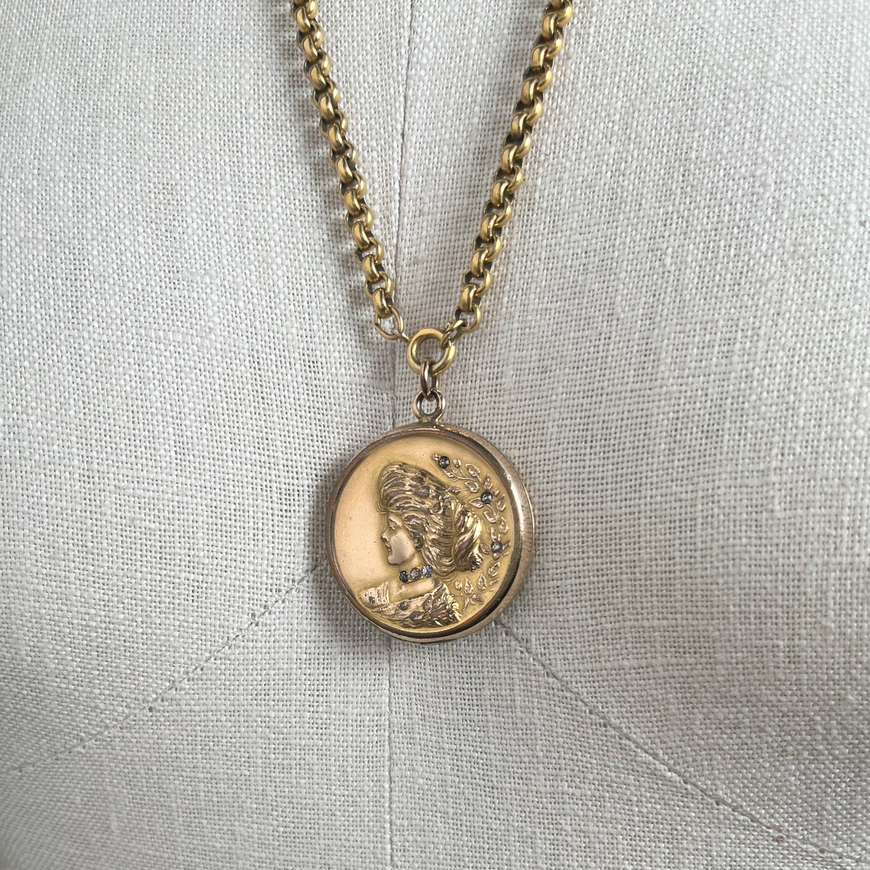 c. 1900s-1910s Gold Filled "Gibson Girl" Locket
