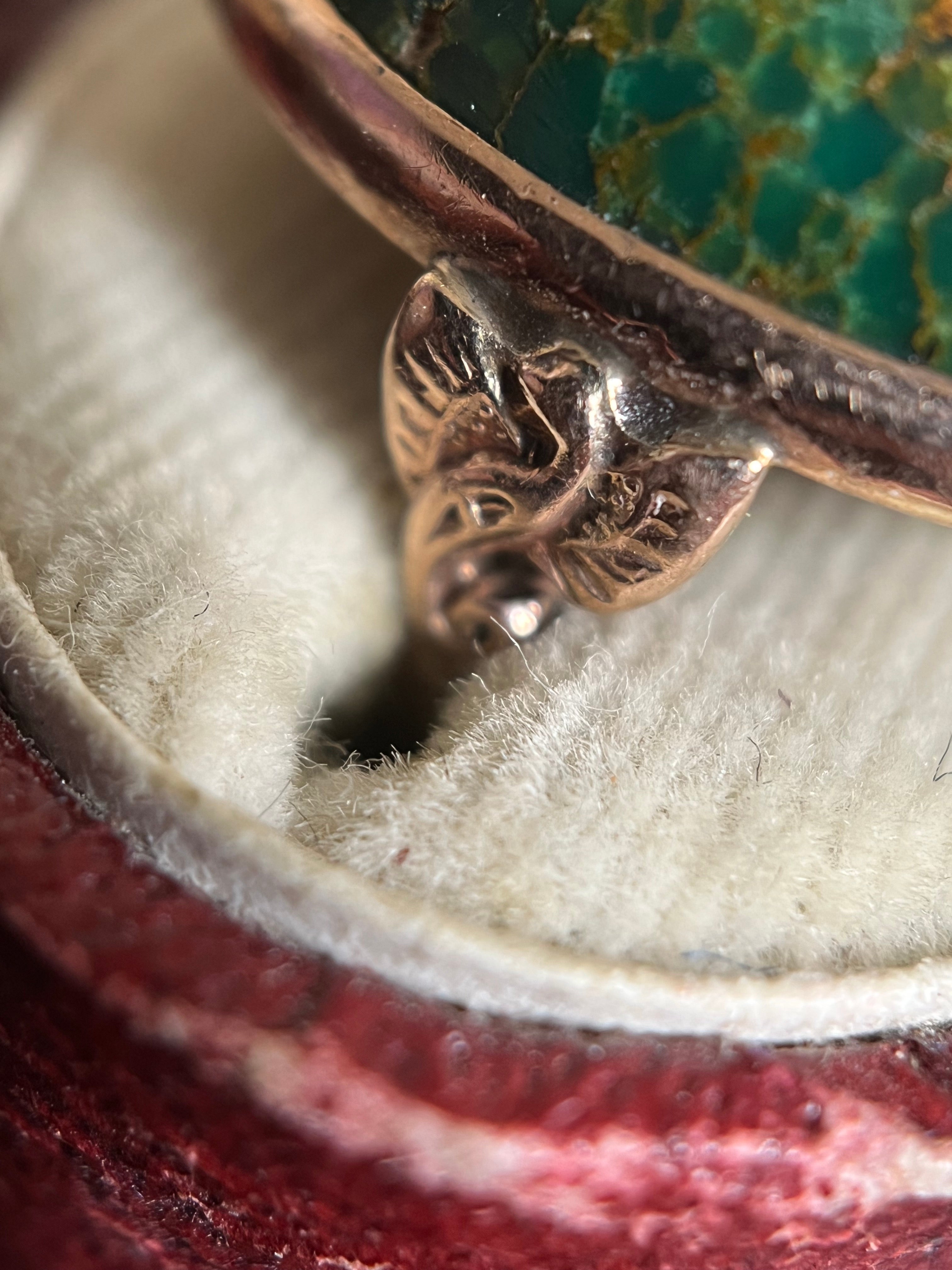 Art Nouveau 10k Gold Green Turquoise Ring