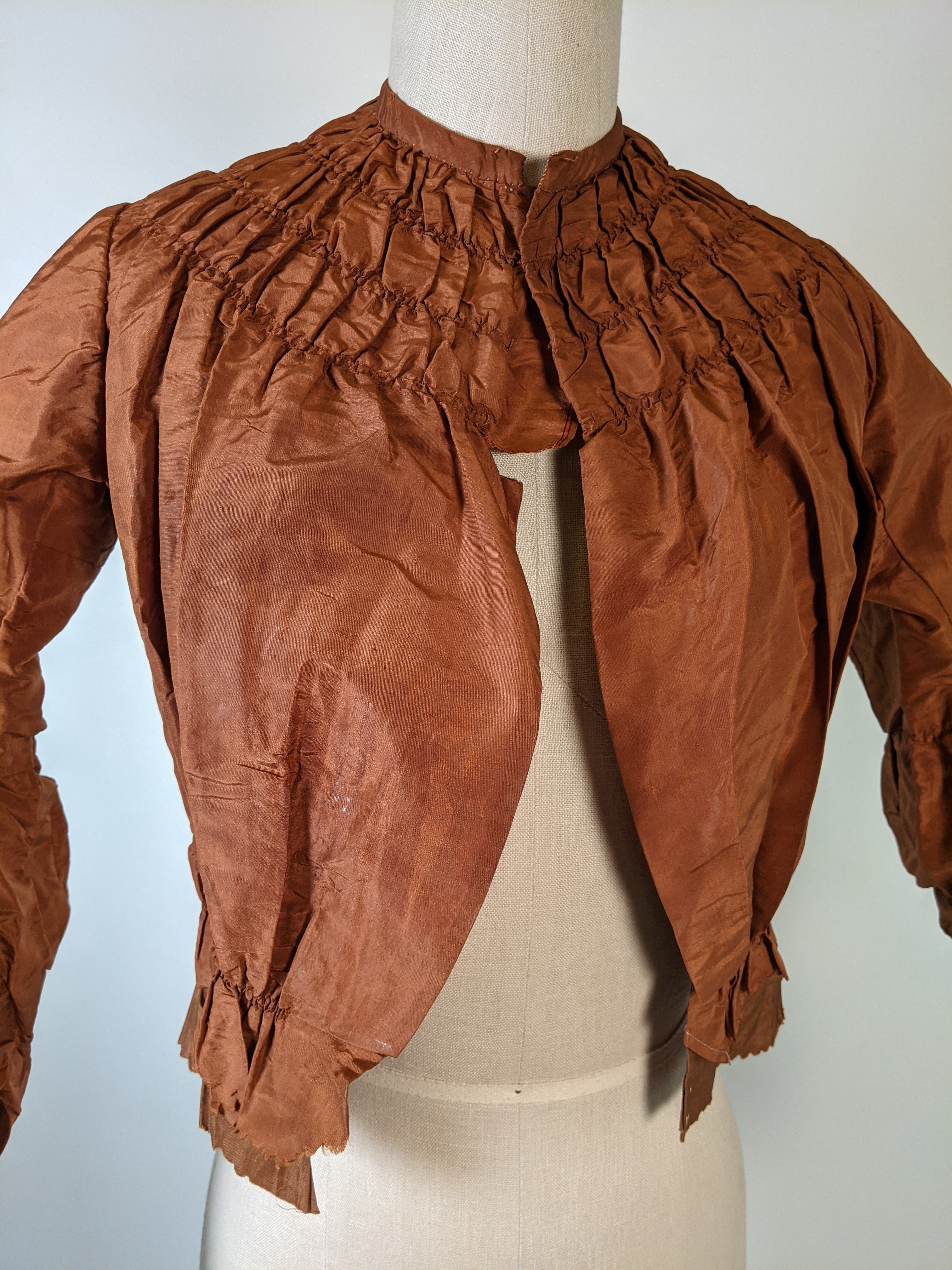 1890s Taffeta Bodice | Display + Study
