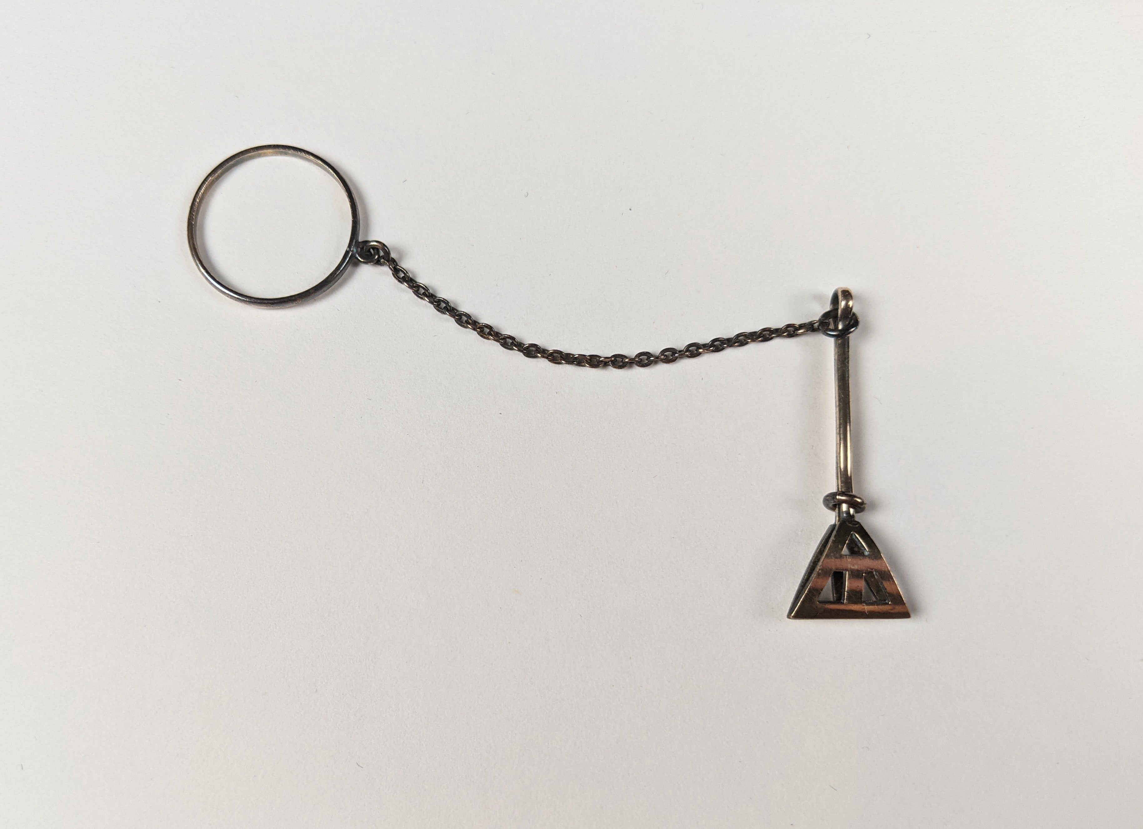 Late Victorian Handkerchief Holder