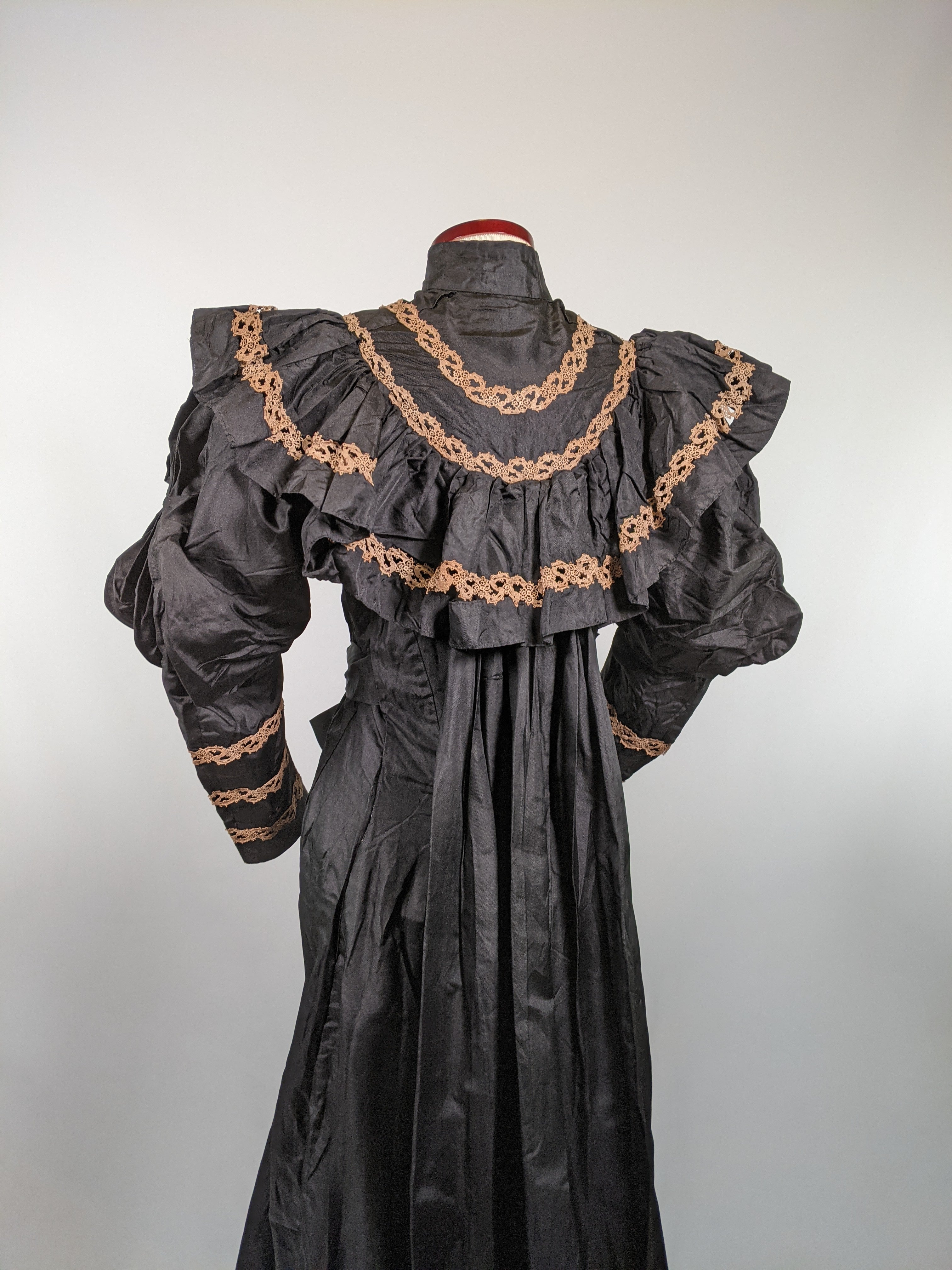 1890s Black Silk Tea Gown or Wrapper