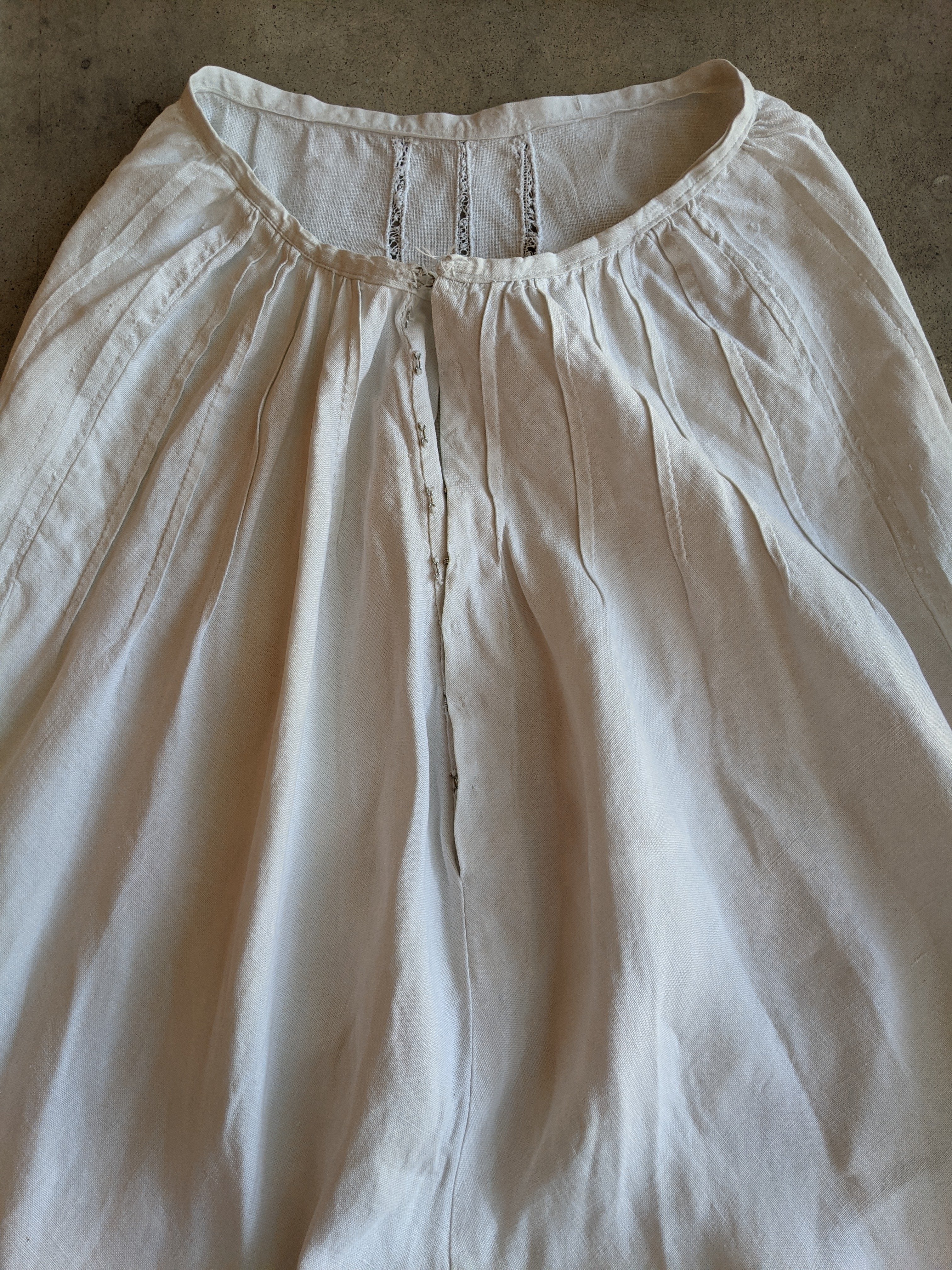 1900s Thistle Linen Dress