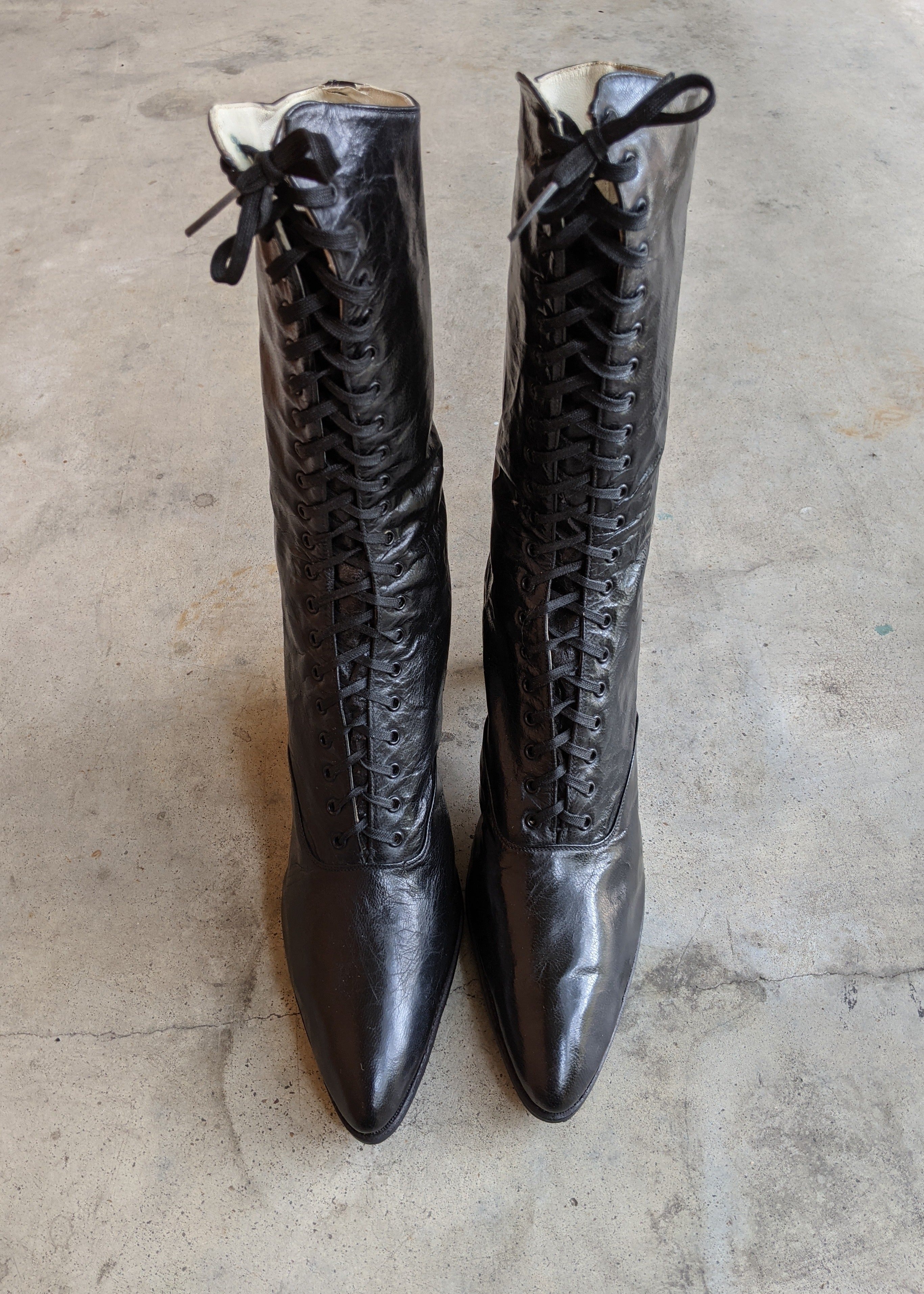 1920s Louis Heel Deadstock Boots | Approx Sz 7-7.5