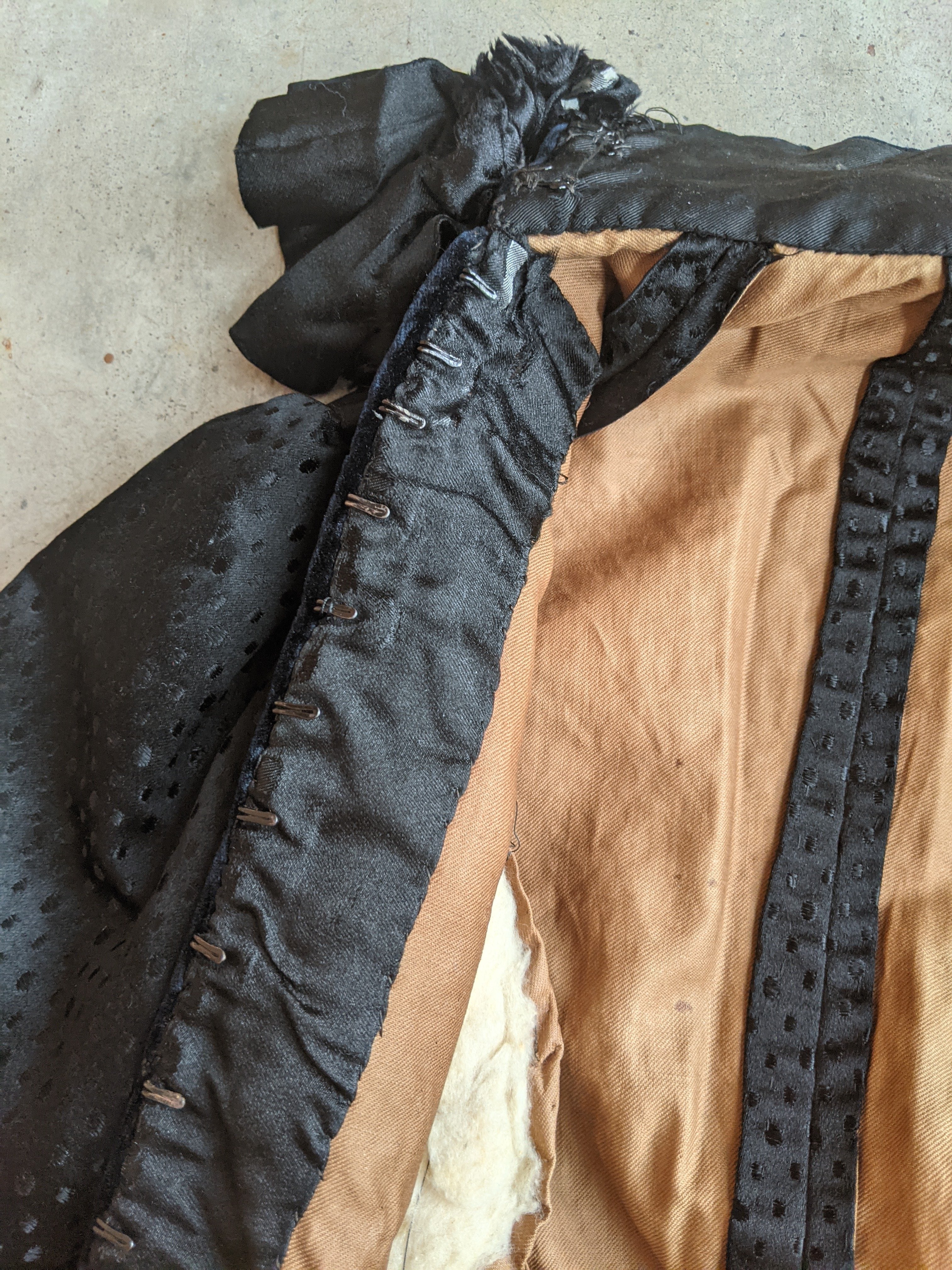 1880s Silk + Velvet Bodice