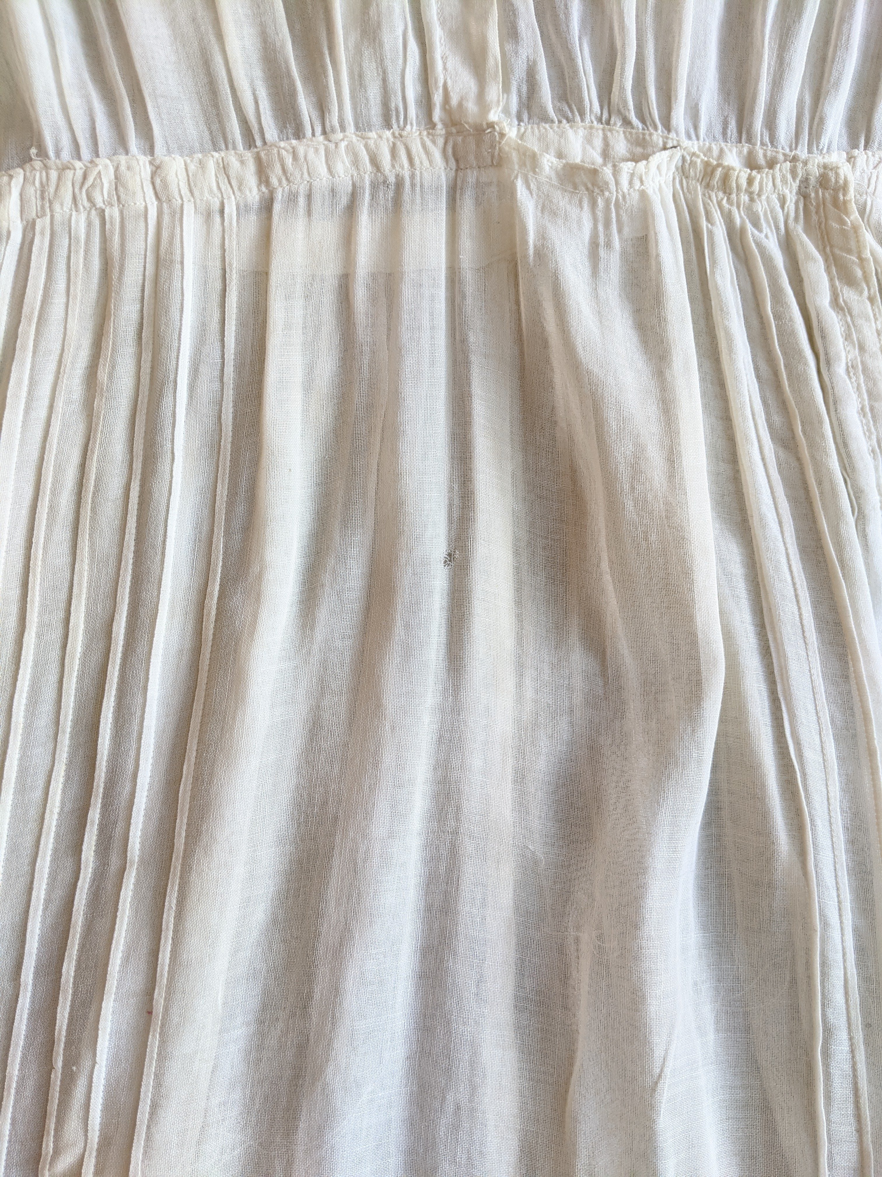 1910s Embroidered Cotton Dress | 30" Waist