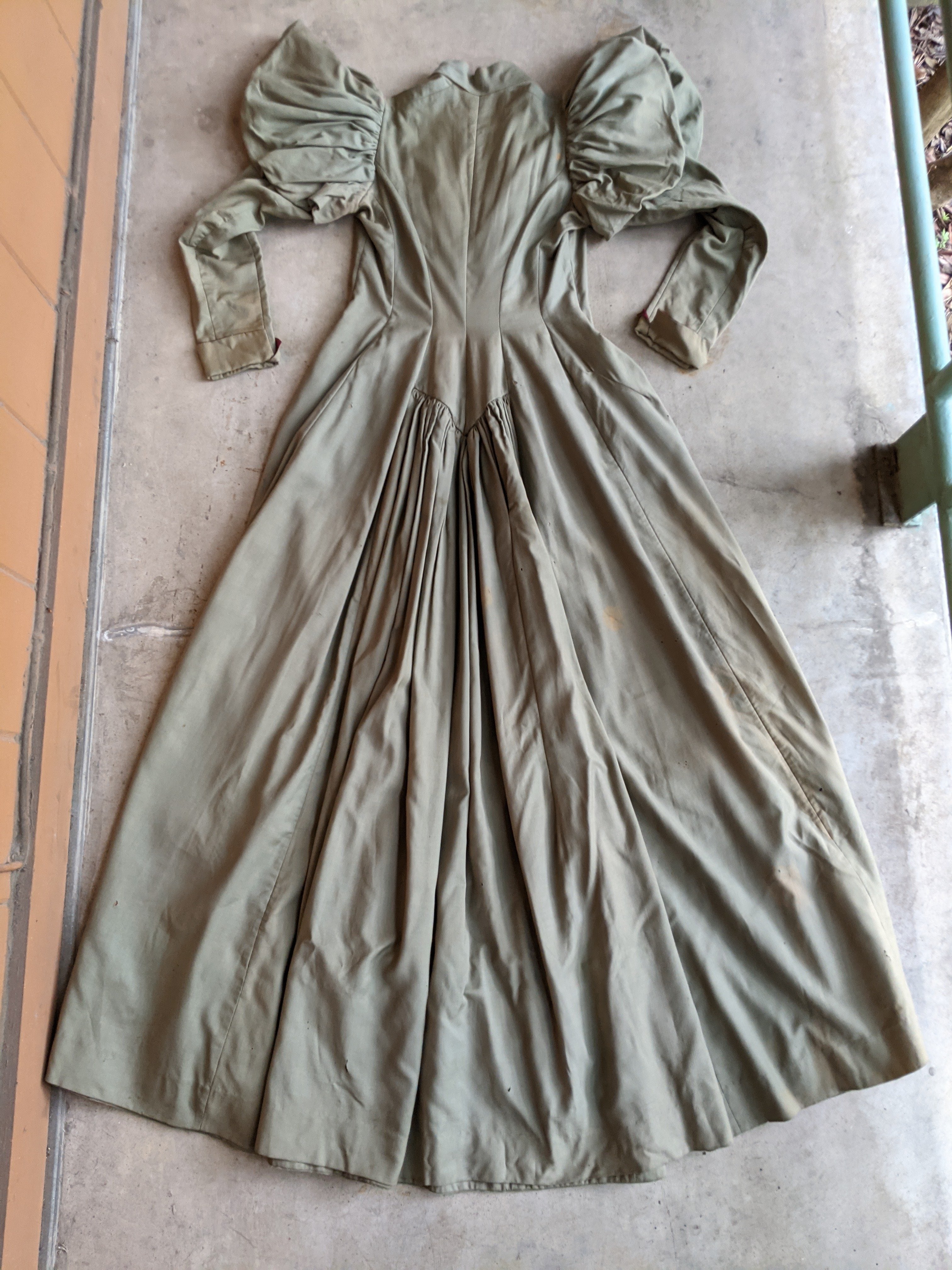 1890s Wrapper Dress or Tea Gown | Study + Display