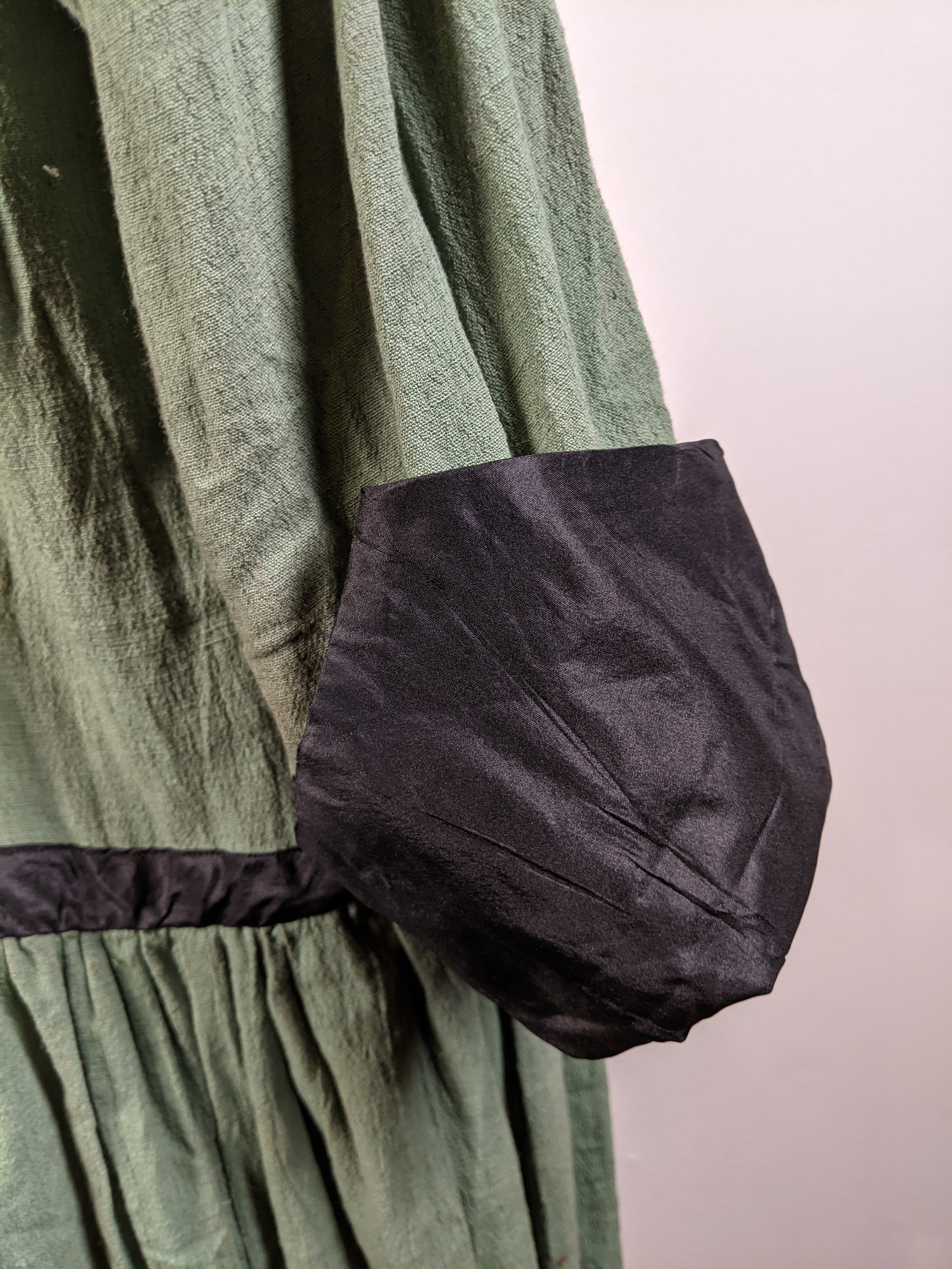 1920s Green Linen Dress