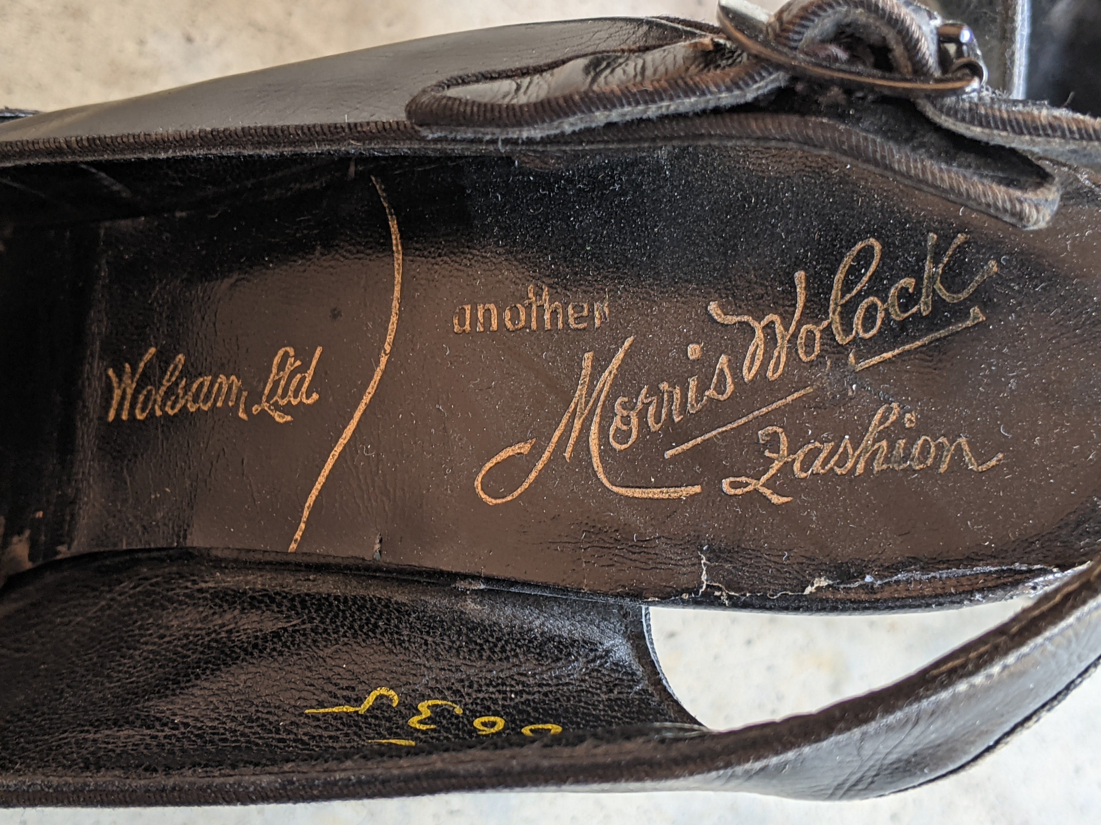 1940s Black Platform Peep Toe Heels | Sz 6N