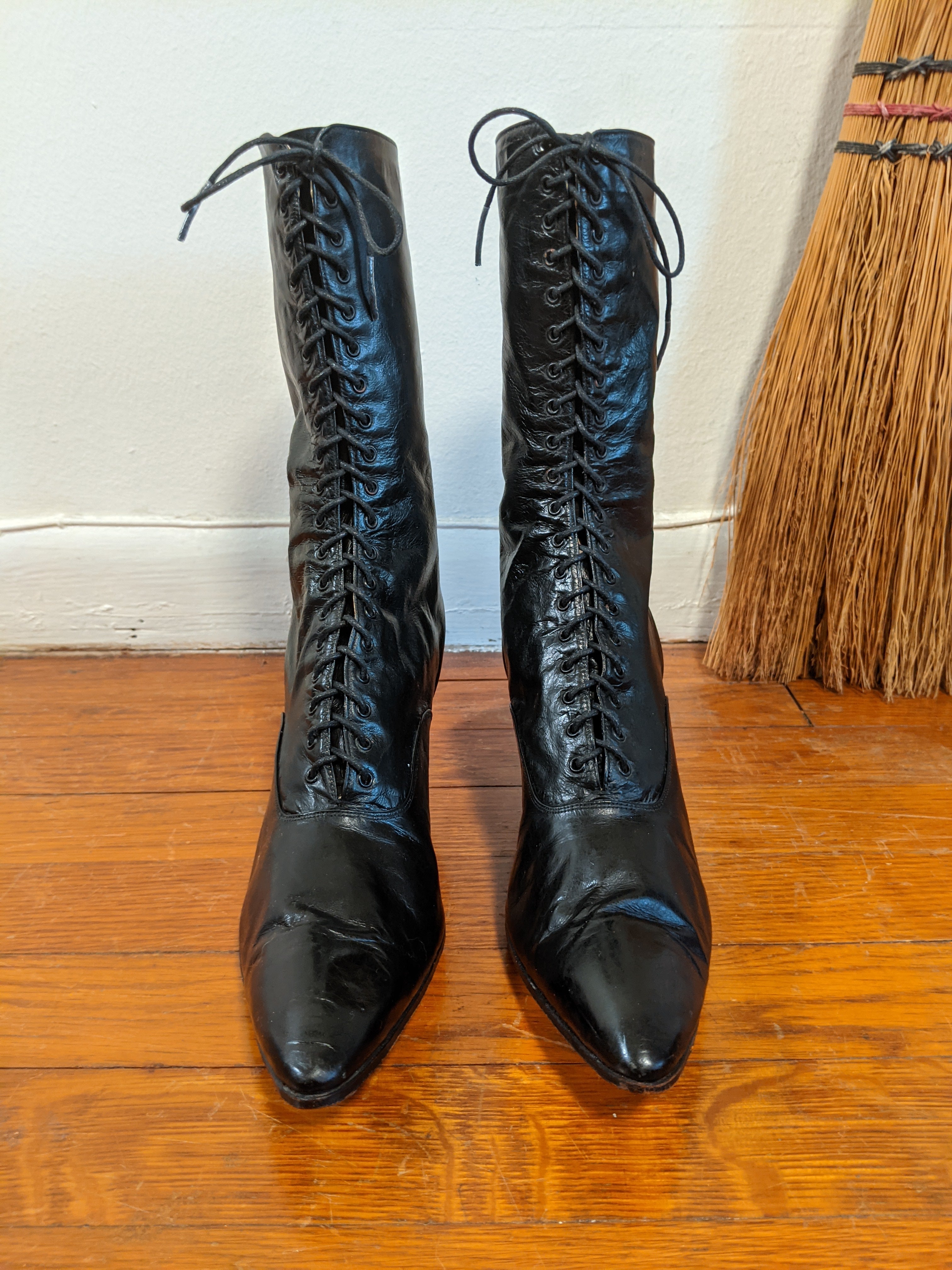 1910s-1920s Black Lace Up Boots | Approx Sz 7.5-8