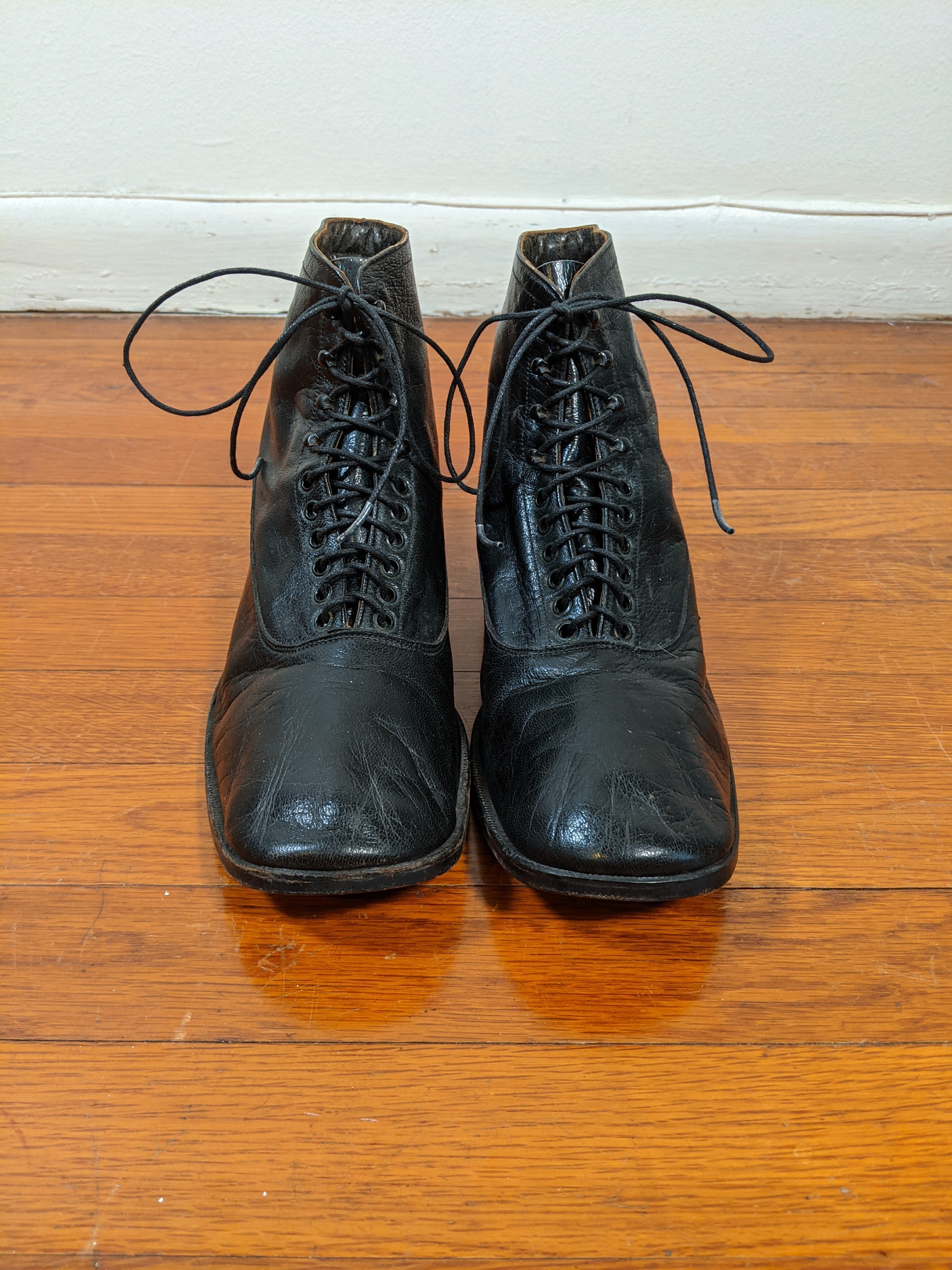 c. 1930s Square Toe Boots | Approx Sz 9-10