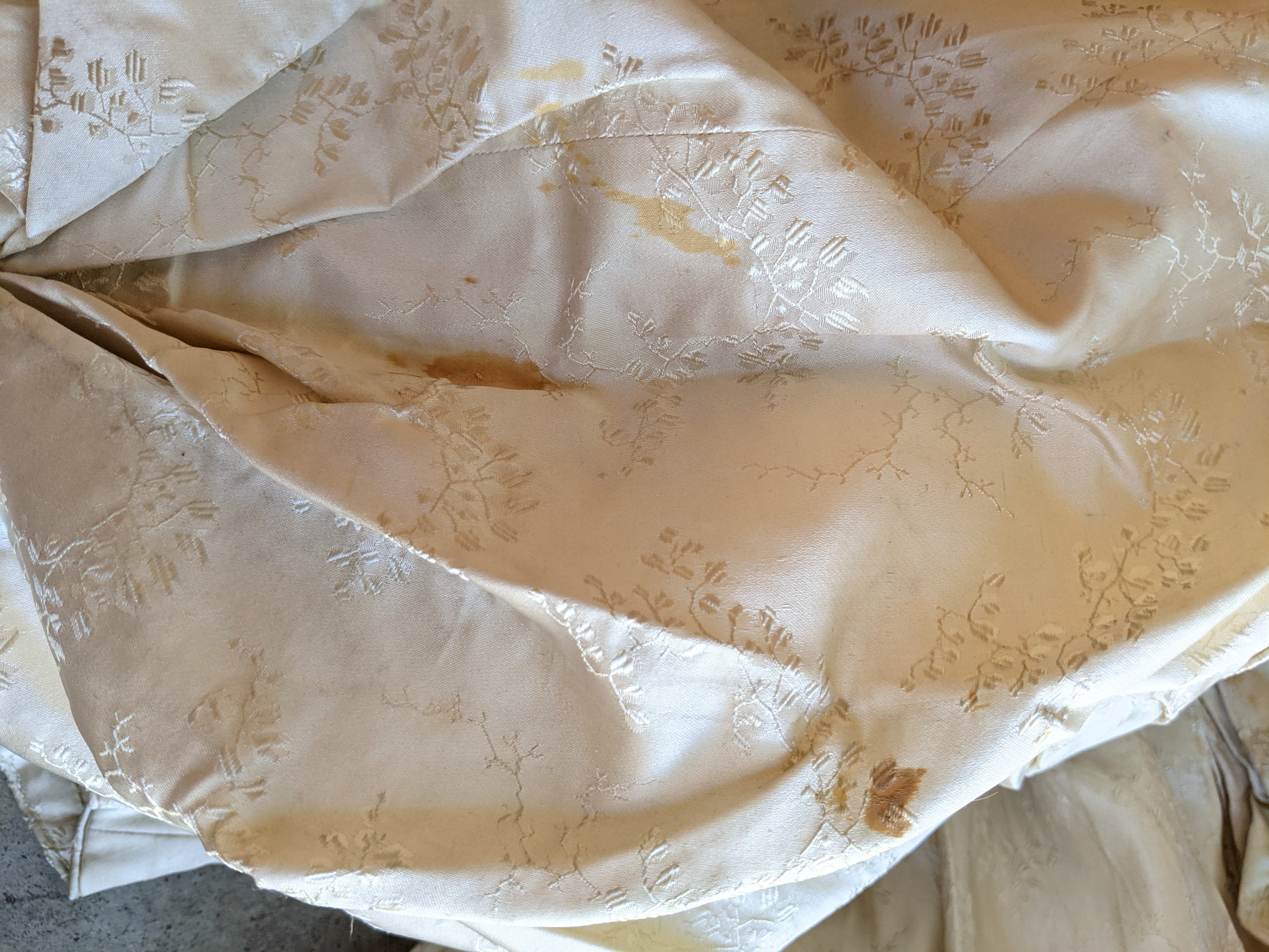 1890s Cream Silk Gigot Sleeve Bodice