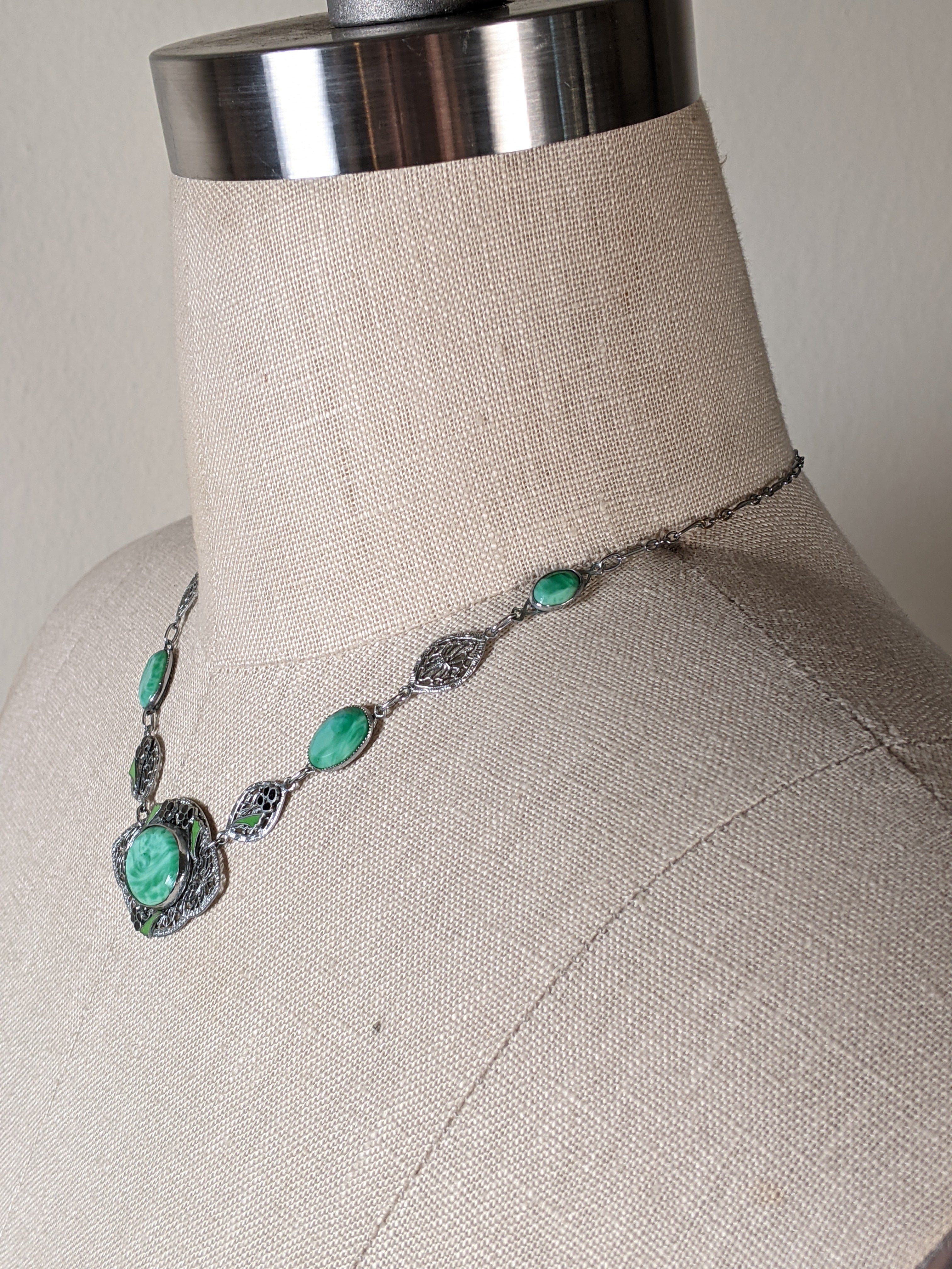 Art Deco Green Glass Rhodium Plated Necklace