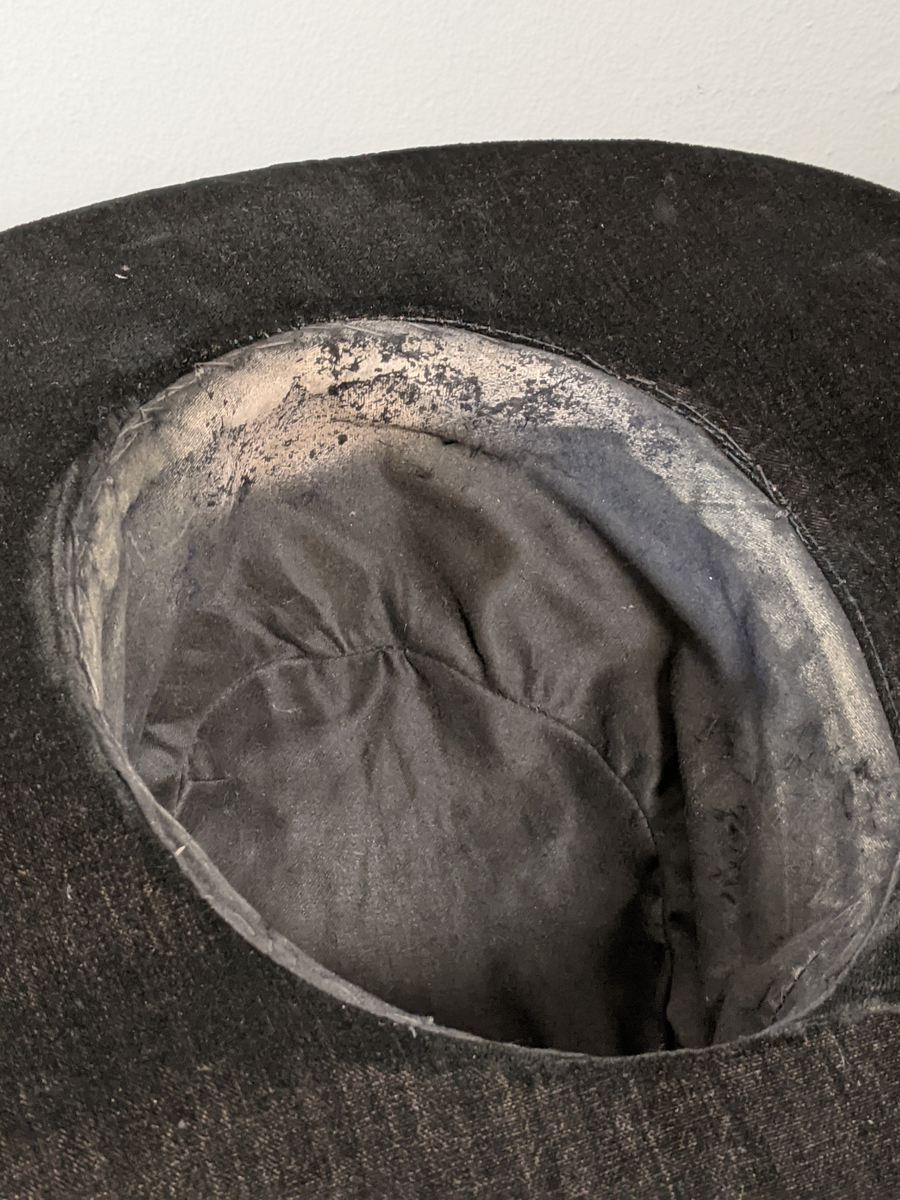 c. 1910s Black Velvet Brocade Hat