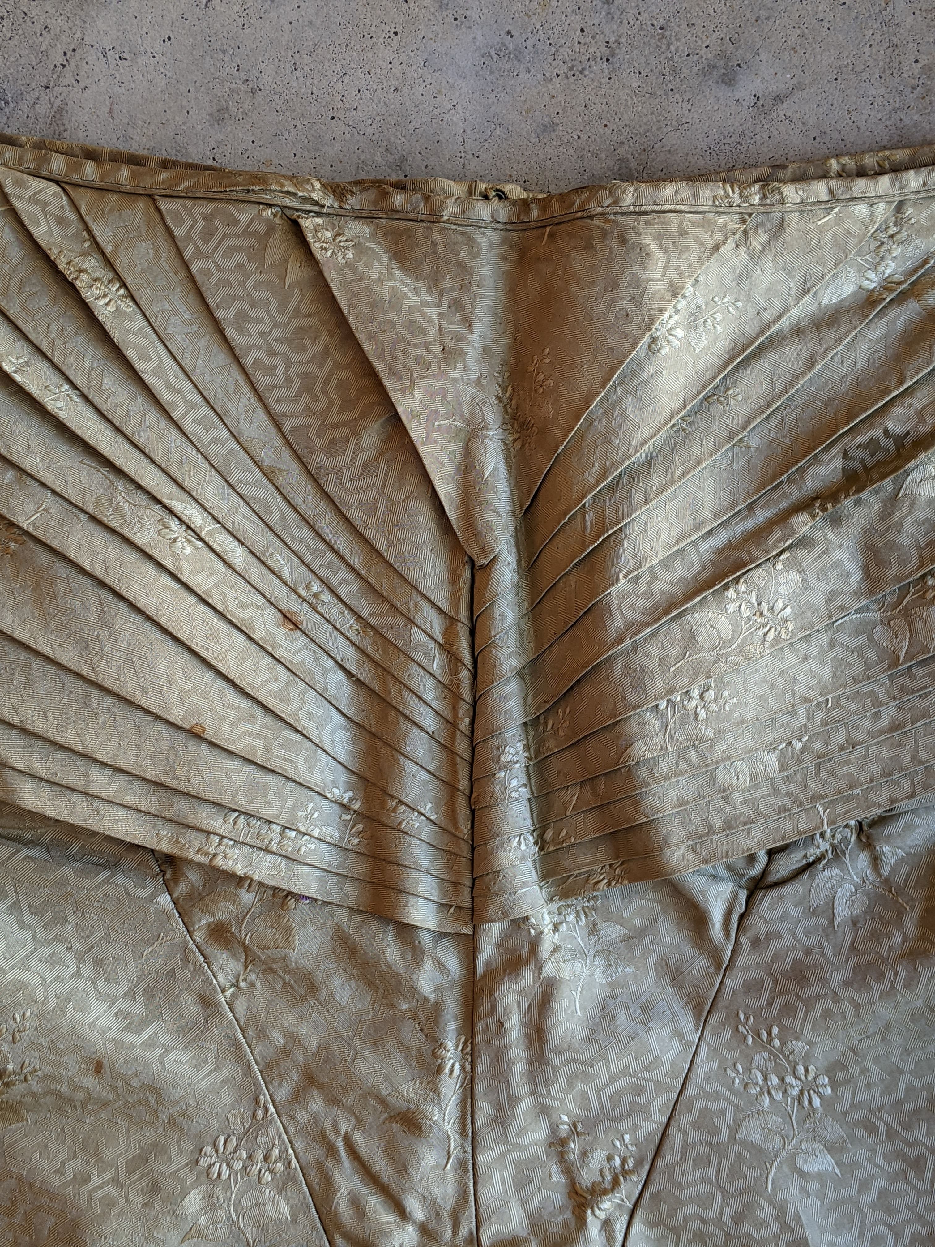 c. 1840s Gold Silk Damask Bodice
