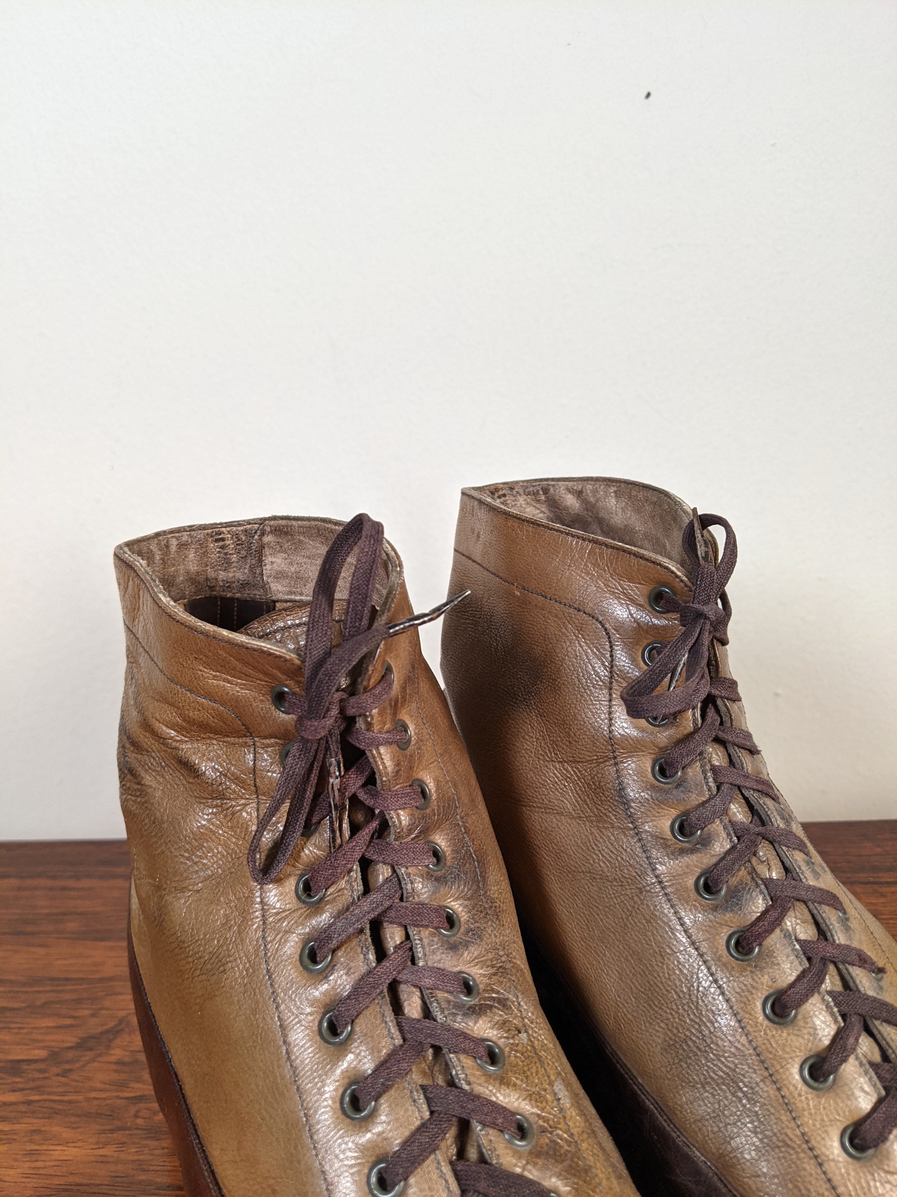 c. 1910s-1920s Two-Tone Brown Boots | Approx Women&