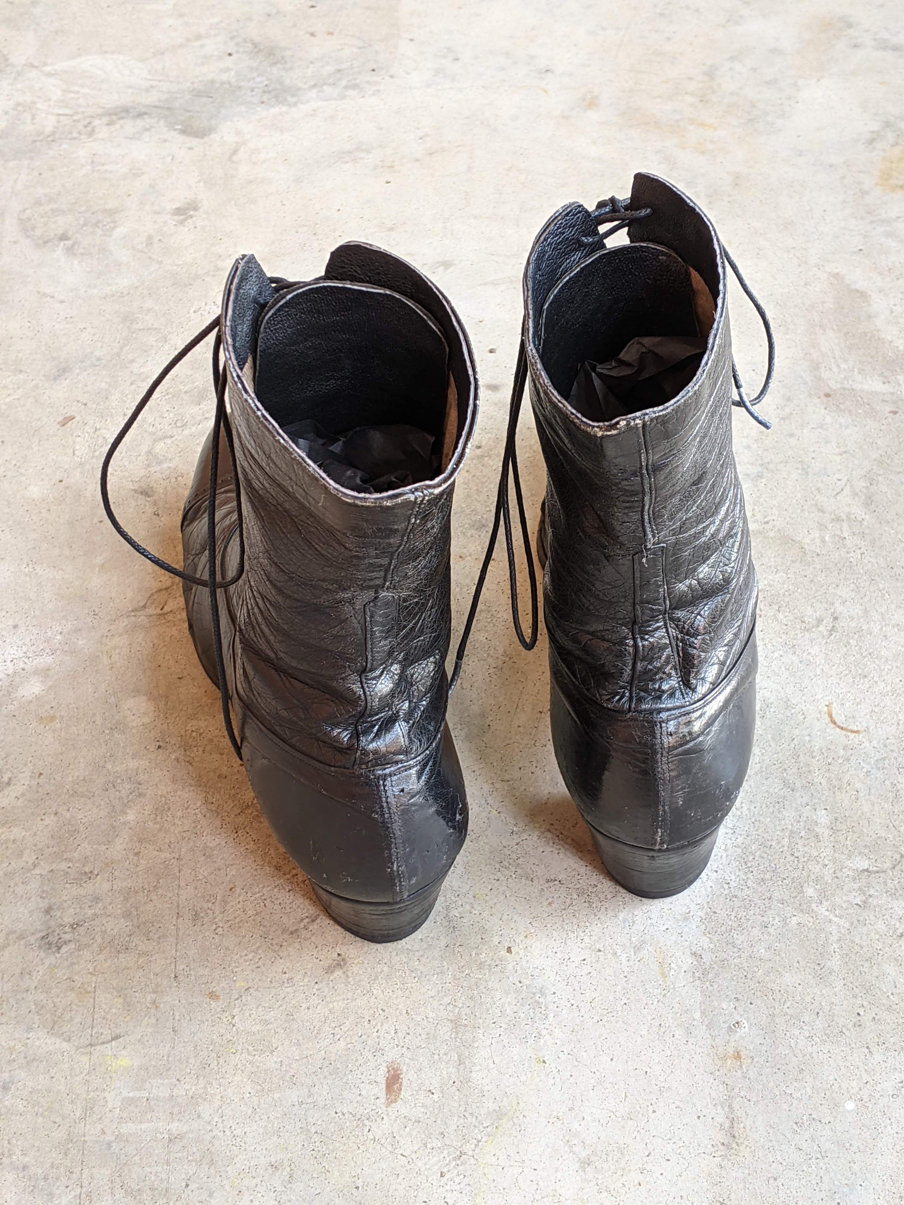 c. 1910s Black Lace Up Boots | Approx Sz 7.5-8