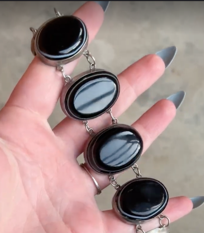 Late 19th c. Bullseye Agate Silver Bracelet