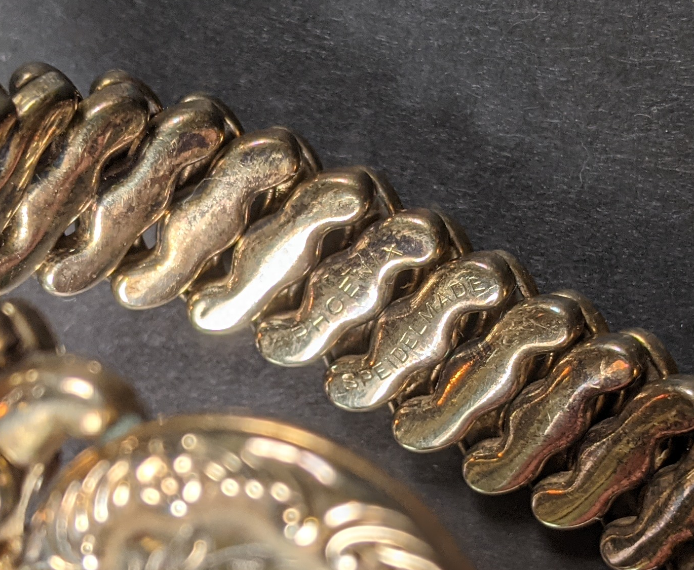 1940s Stretch Bracelet Locket