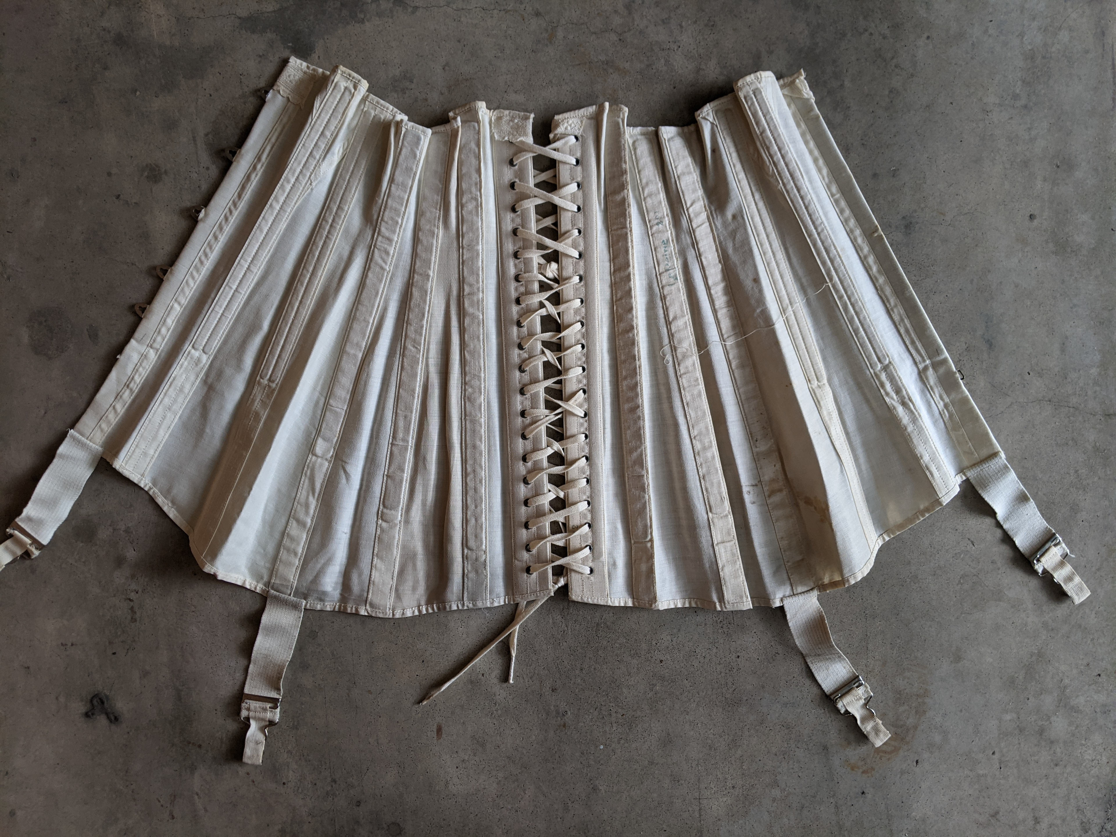 1910s Deadstock Corset - 22" -