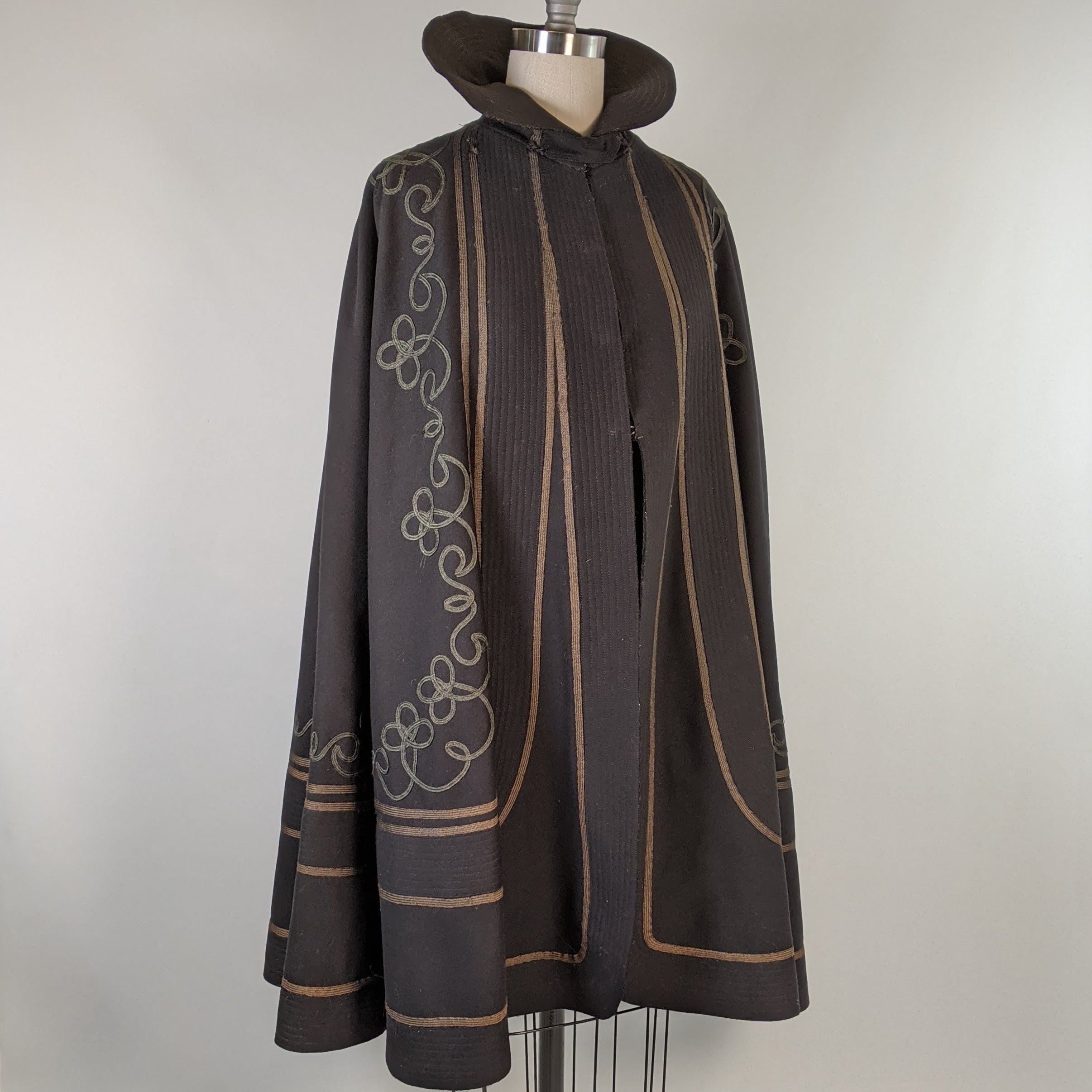 1890s Wool Cape