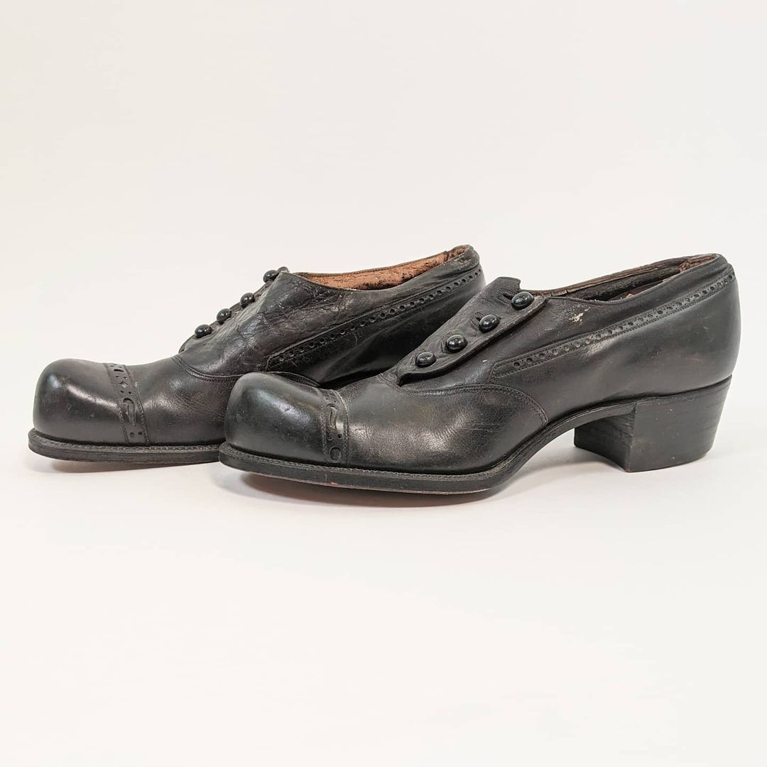 1910s Oxfords | Study Display Repair