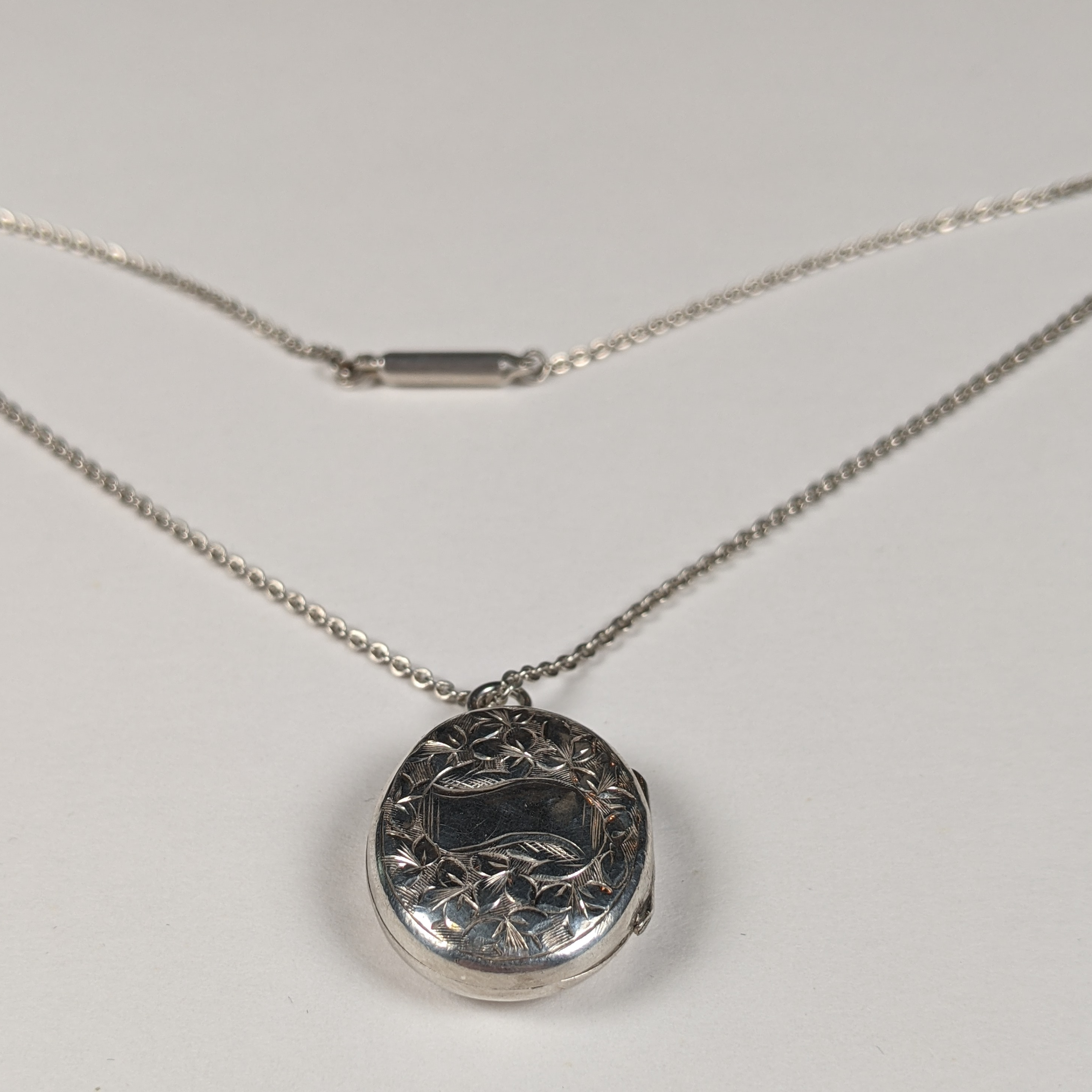1899 Silver Locket + Chain