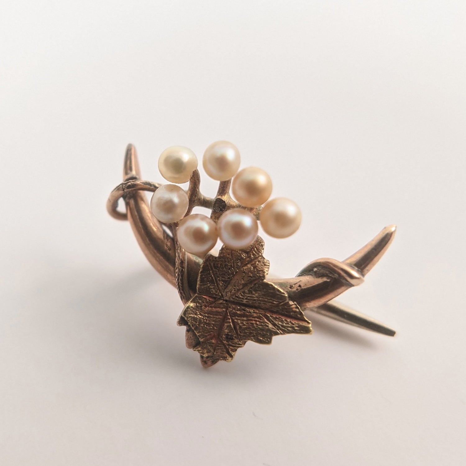 Edwardian 12k Gold Moon Pin