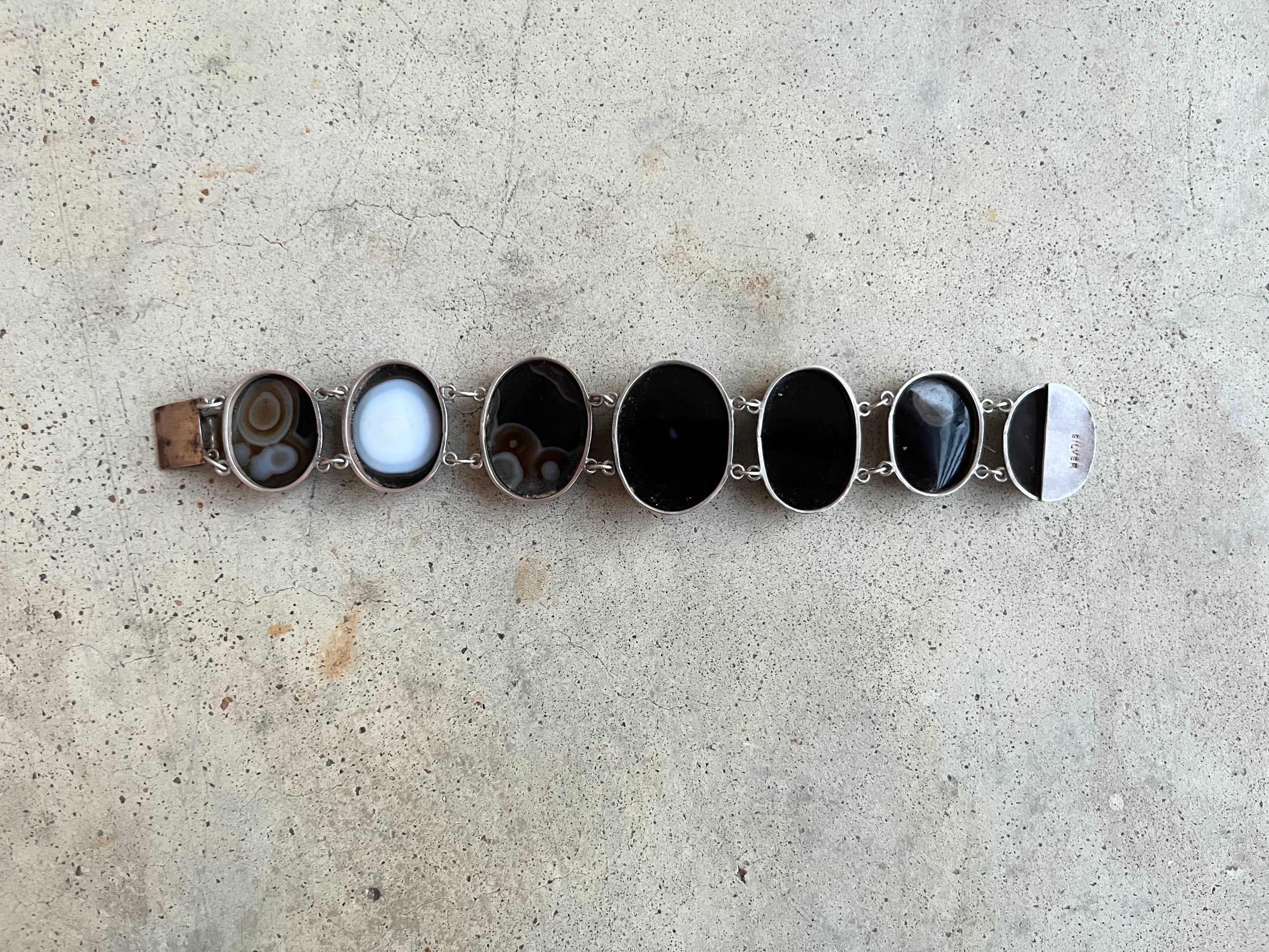 Late 19th c. Bullseye Agate Silver Bracelet