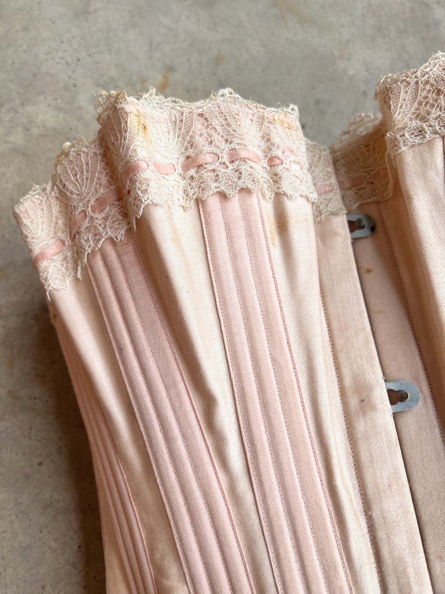 c. 1902 Pink Sateen Corset