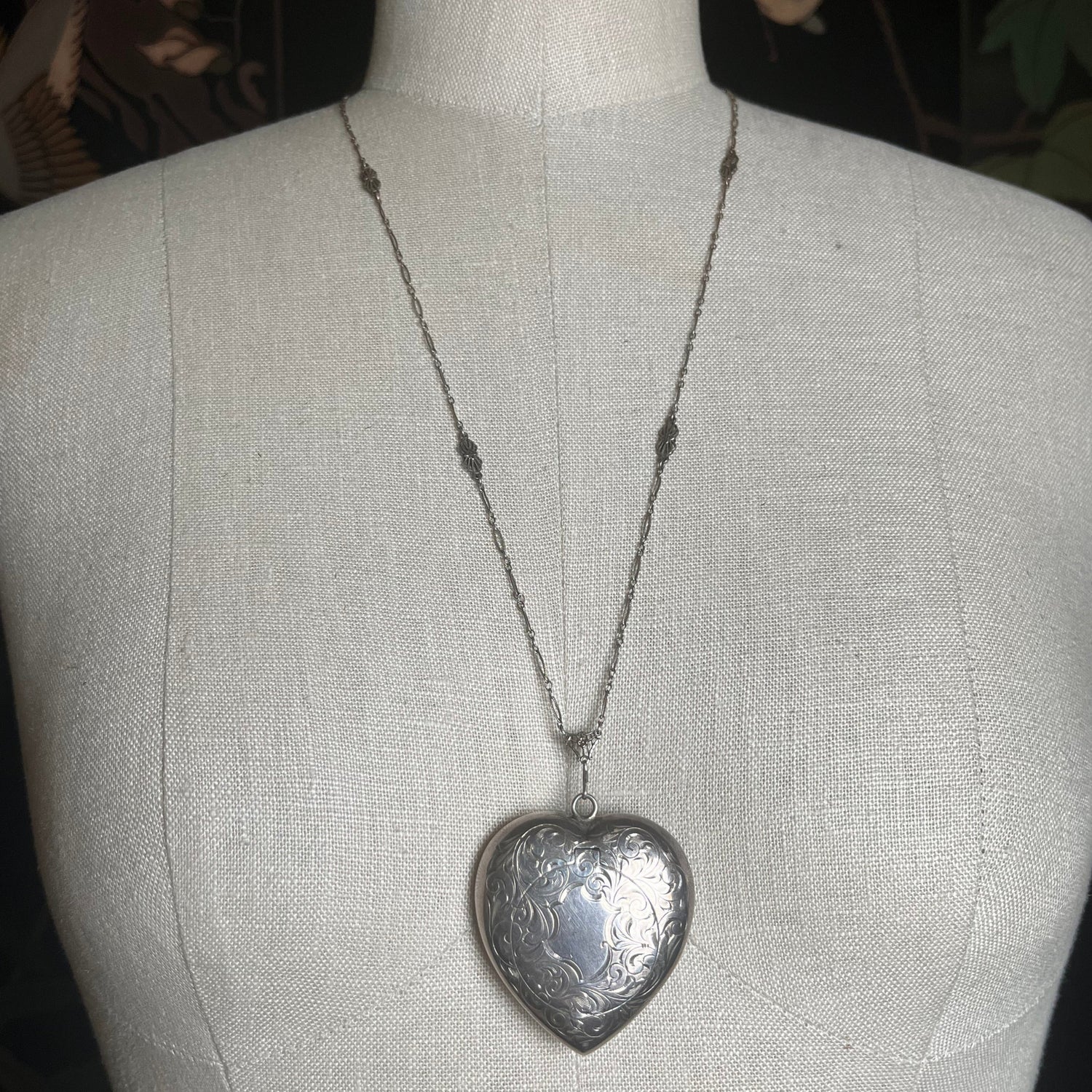 c. 1910s-1920s Sterling Silver Heart Compact Necklace