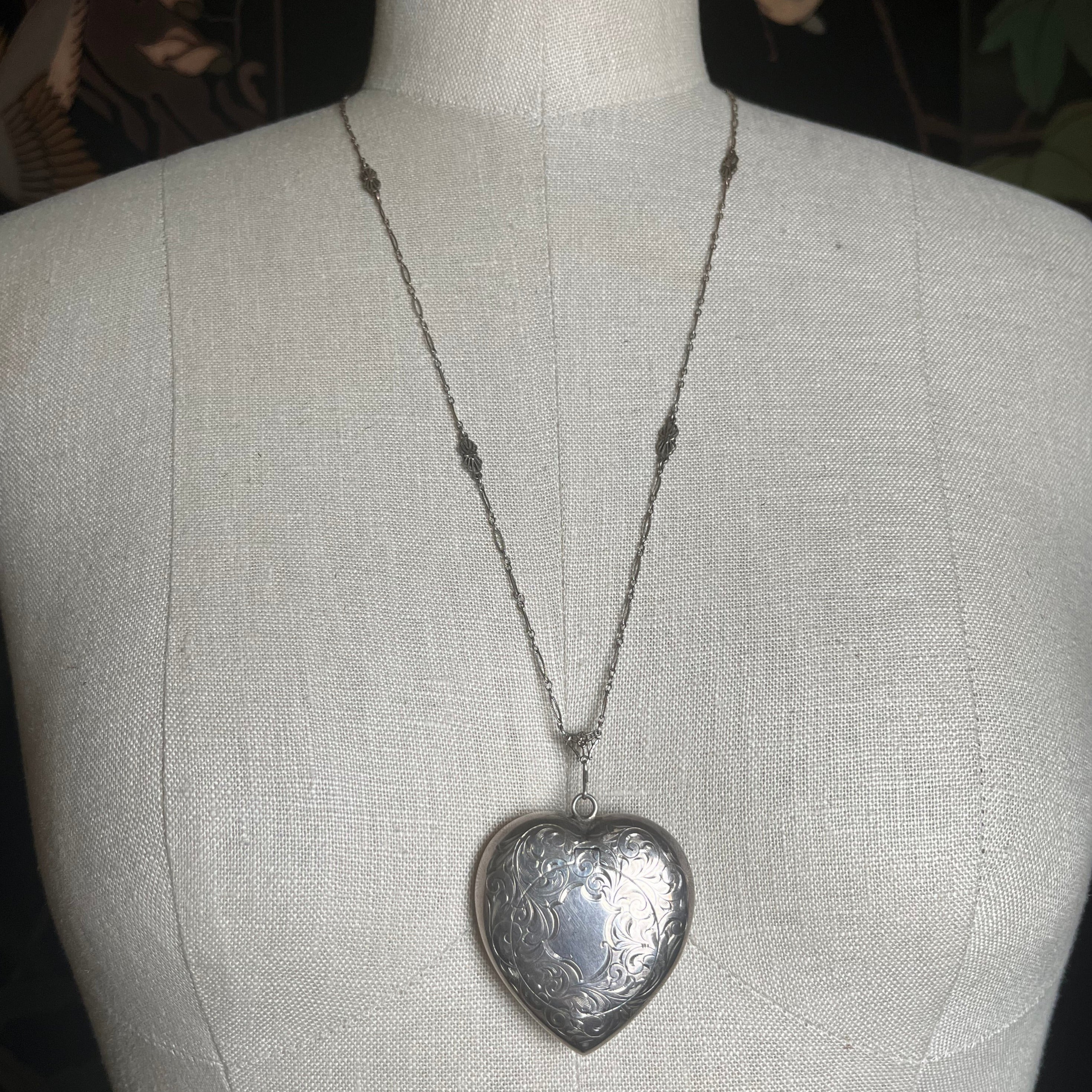 c. 1910s-1920s Sterling Silver Heart Compact Necklace