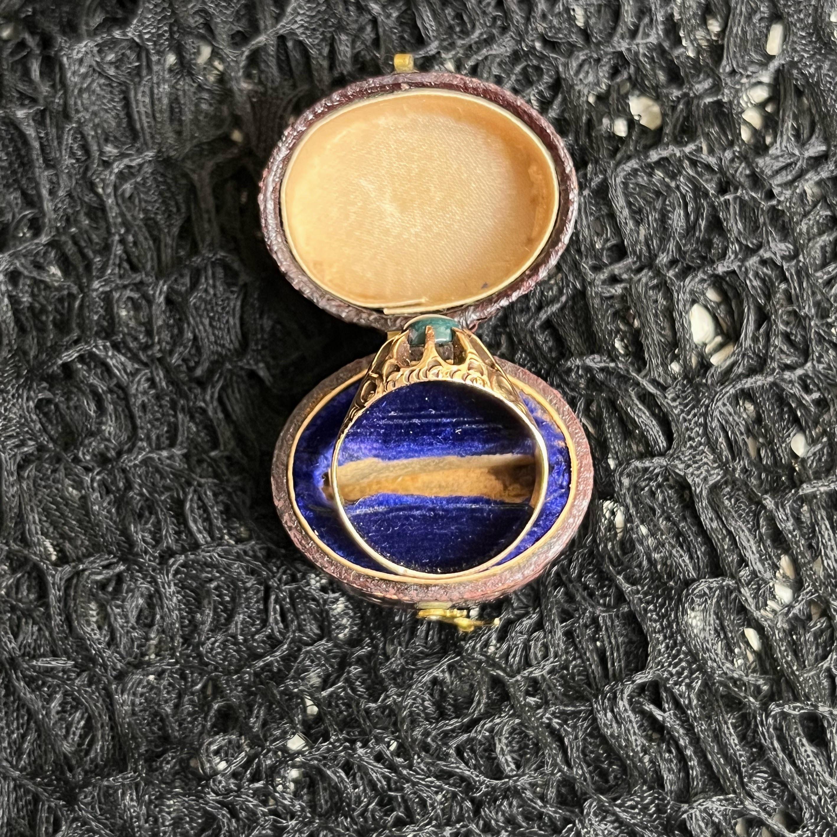 14k Gold Bloodstone Belcher Ring | Antique Victorian Jewelry