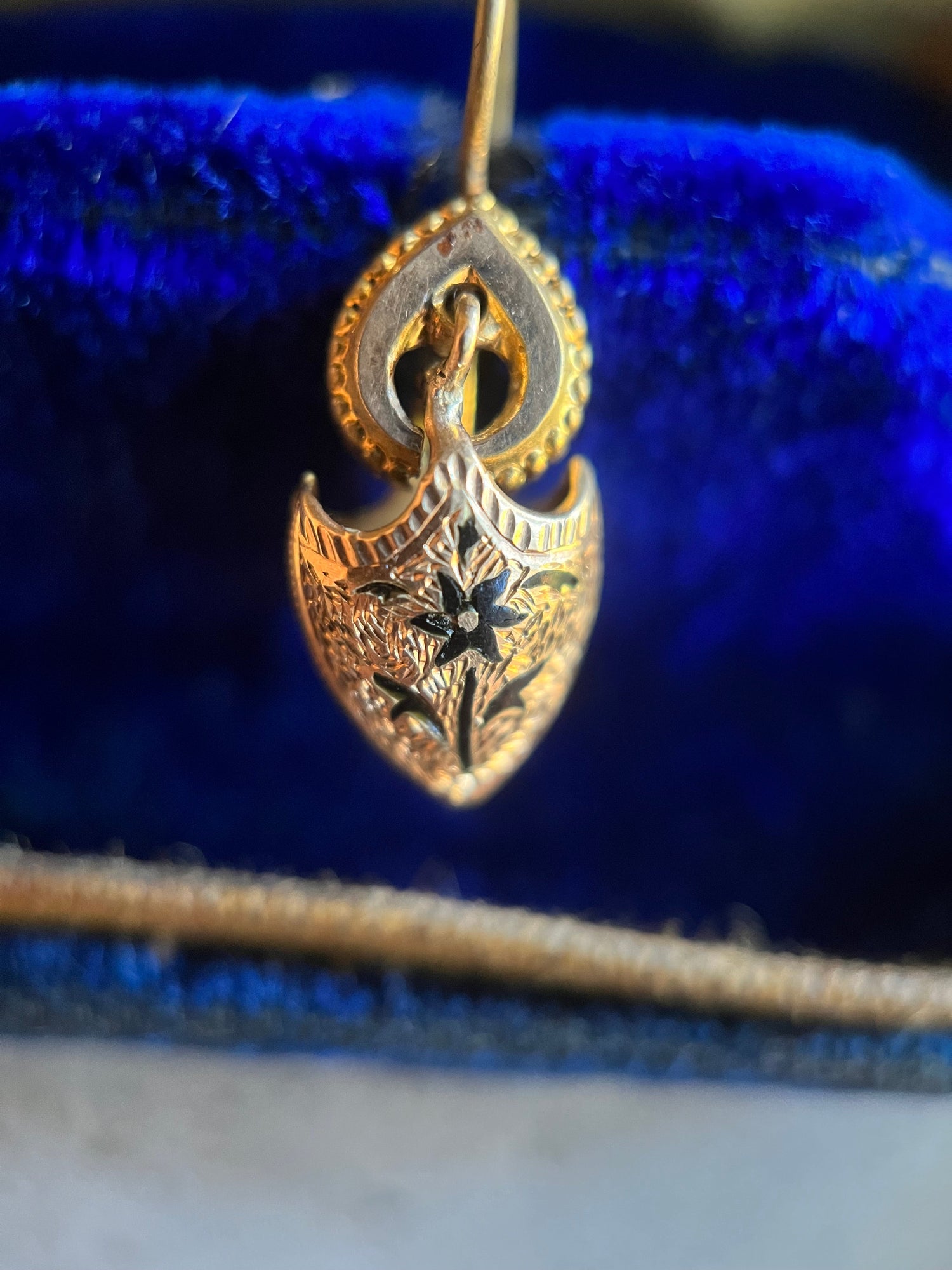 c. 1890s Taille d&