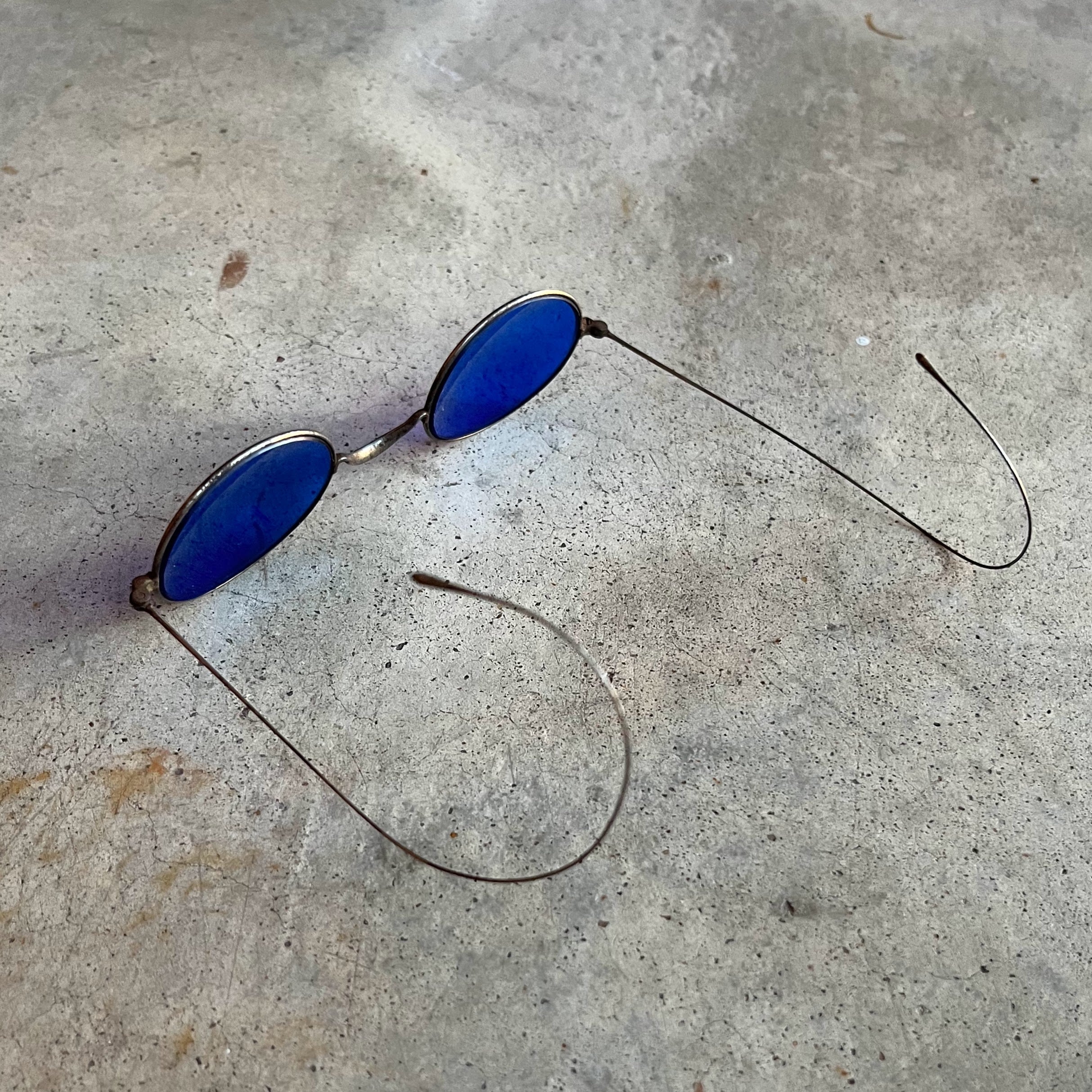 c. 1890s-1900s Cobalt Blue Sunglasses
