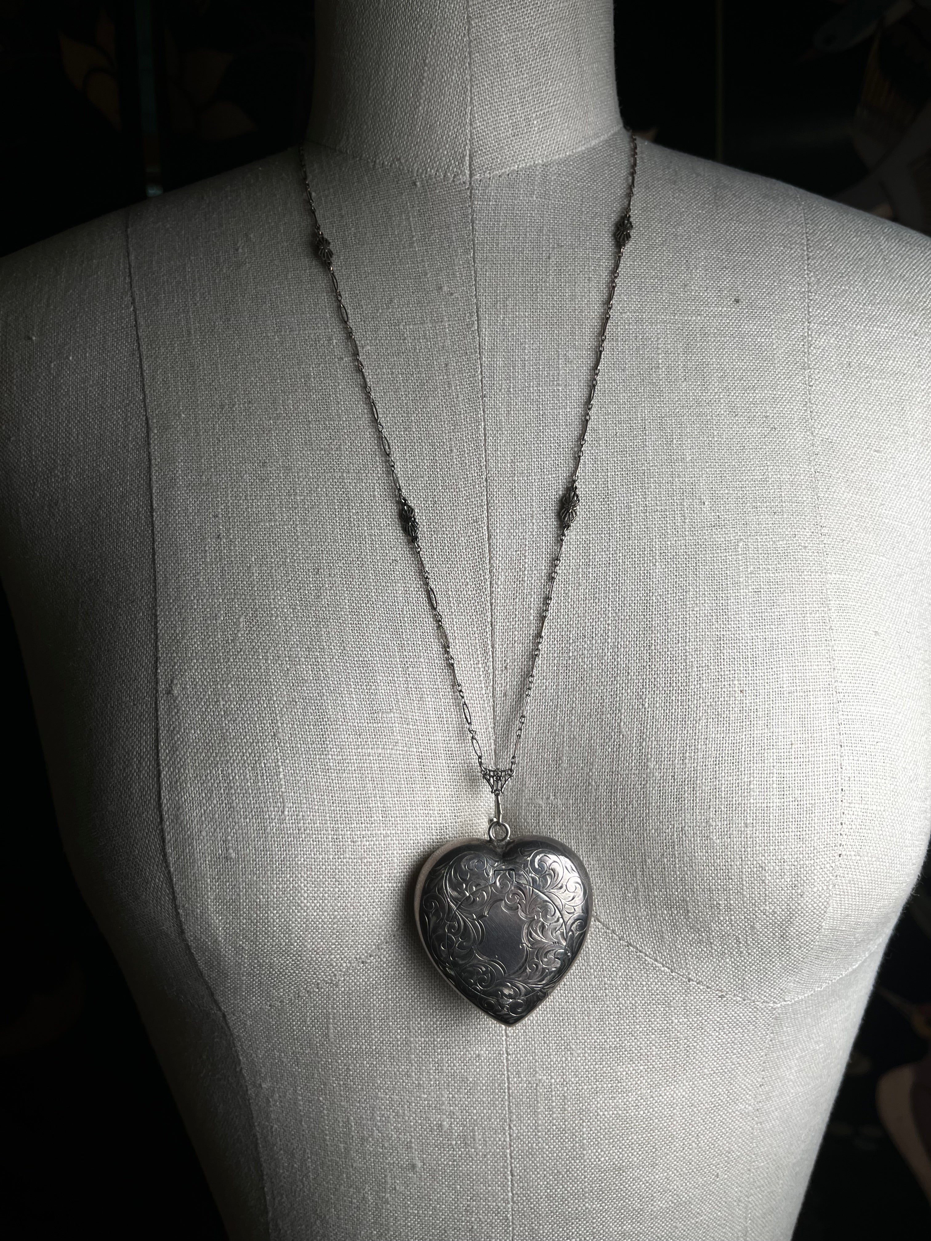 c. 1910s-1920s Sterling Silver Heart Compact Necklace