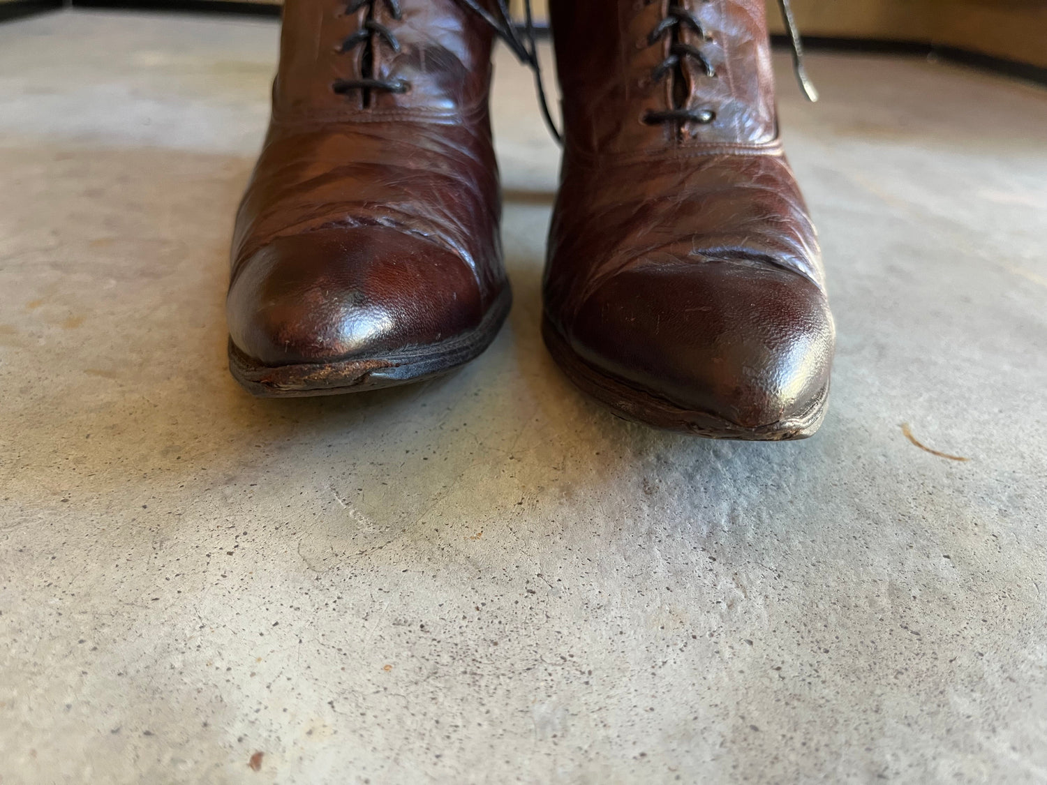 c. 1910s Louis Heel Brown Boots | Approx Sz 7-7.5