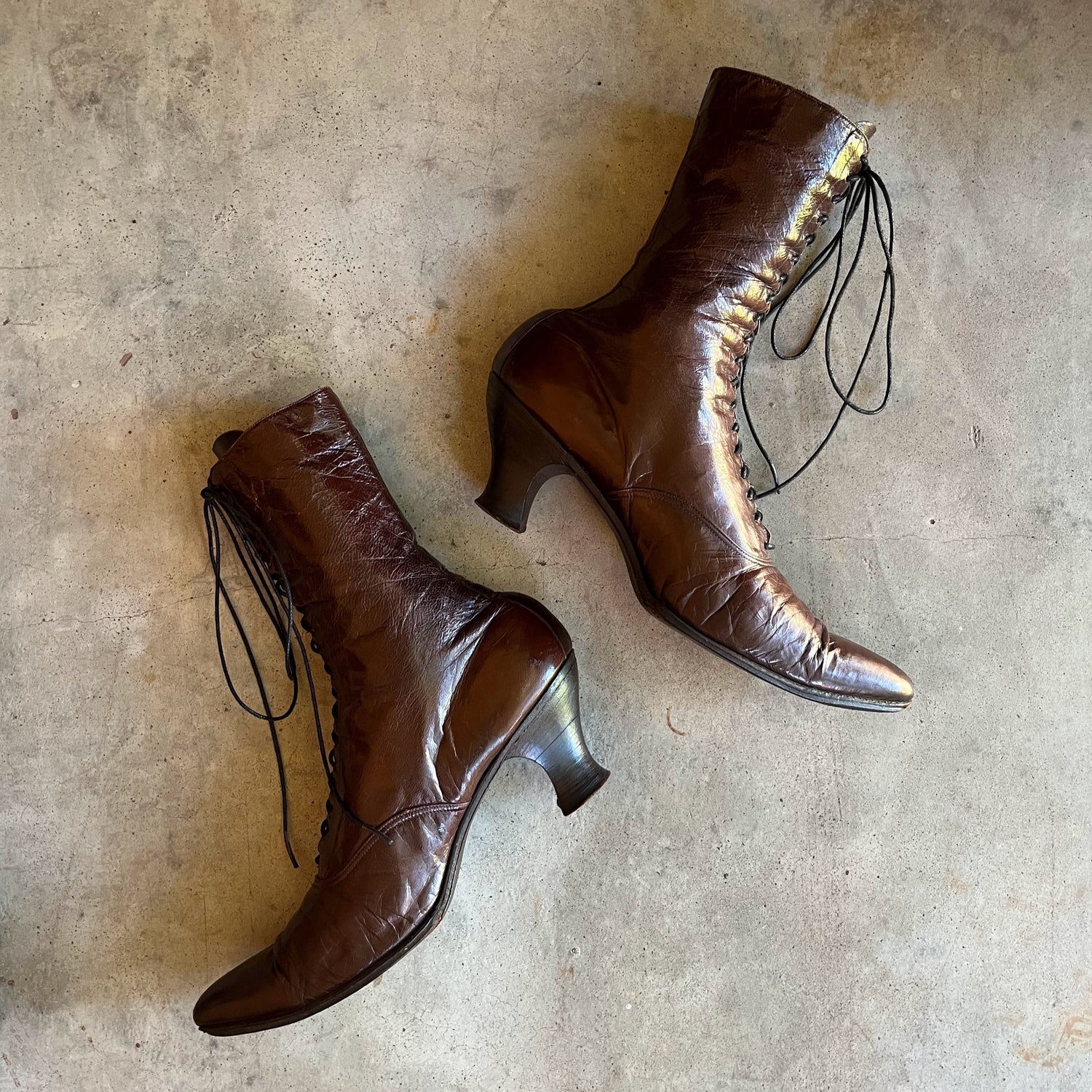 c. 1910s Louis Heel Brown Boots | Approx Sz 7-7.5