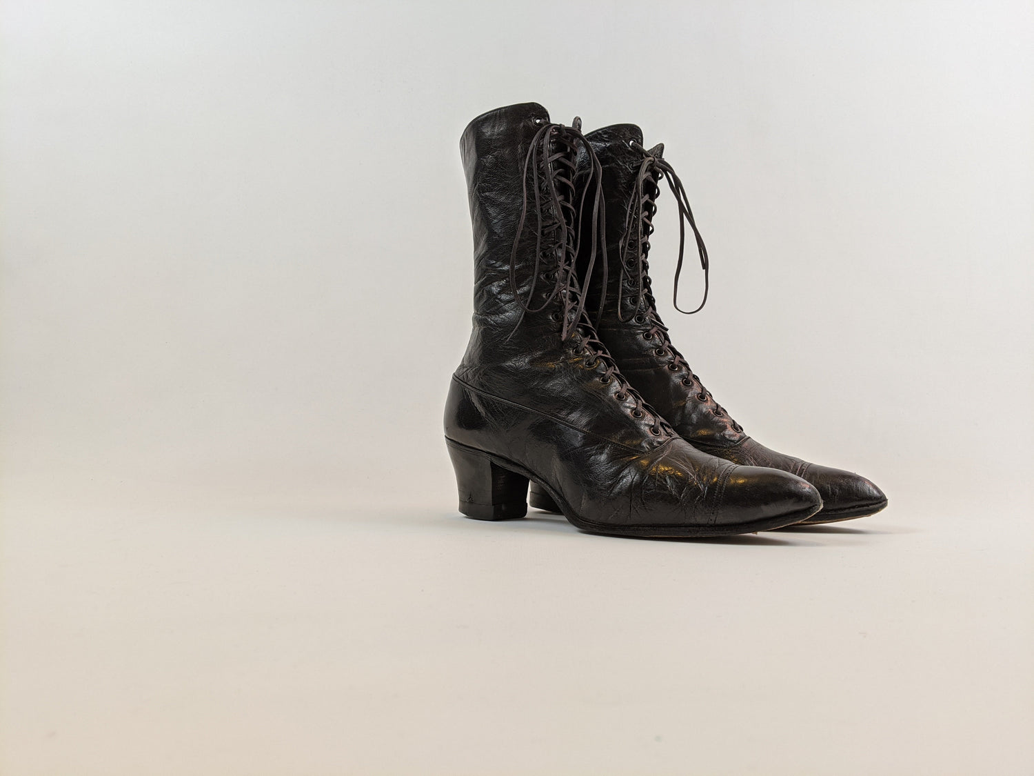 1910s-1920s Black Lace Up Boots | Approx Sz 6-6.5