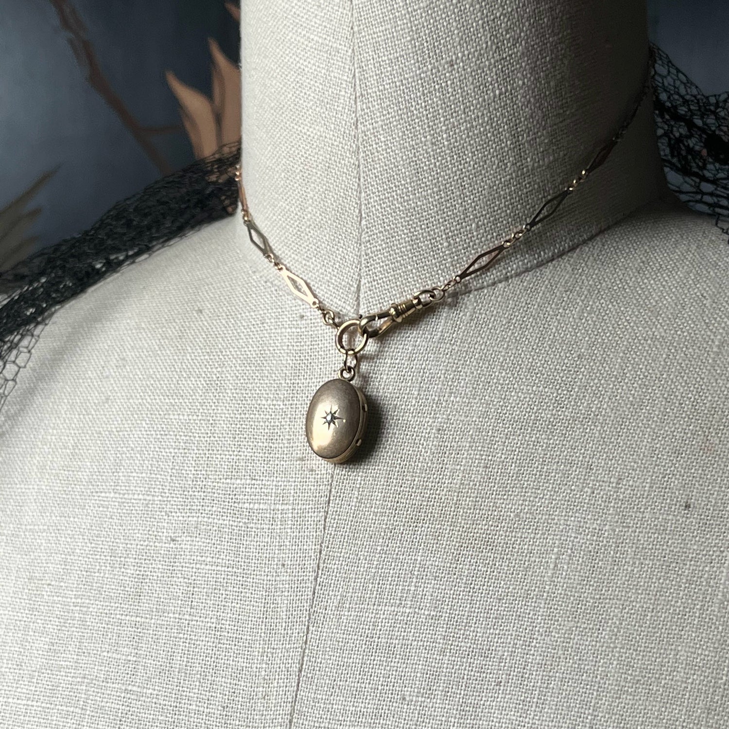 c. 1900s 9k Gold Diamond Star Locket