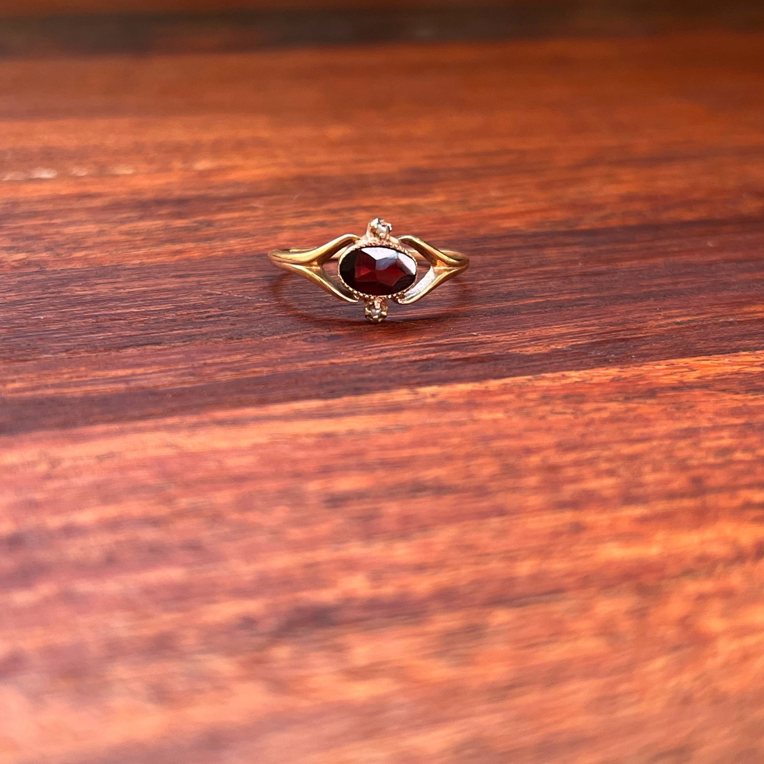 19th c. 10k Gold Garnet + Sed Pearl Ring