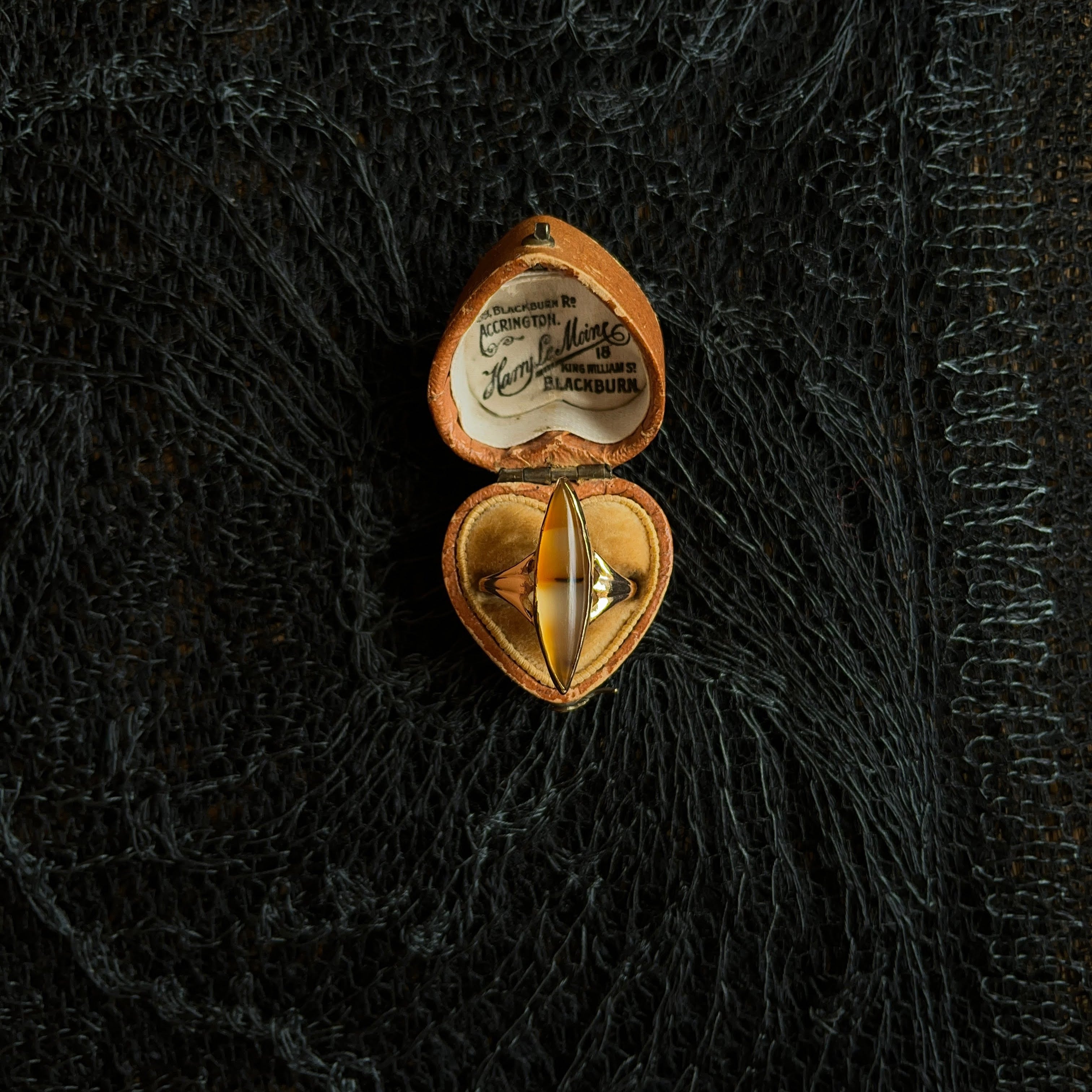 c. 1890s-1900s 14k Gold Banded Agate Ring