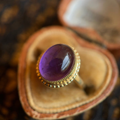 c. 1930s-1940s 14k Gold Amethyst Cabochon Ring
