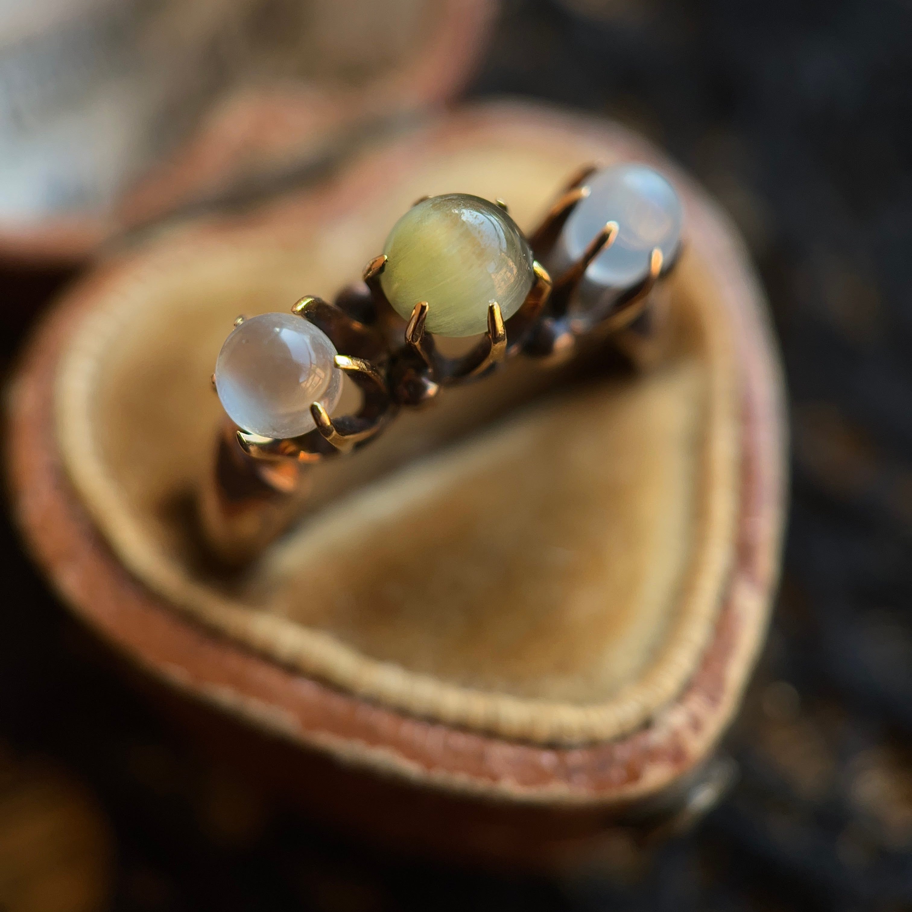 c. 1890s-1900s 9k Moonstone Cat&