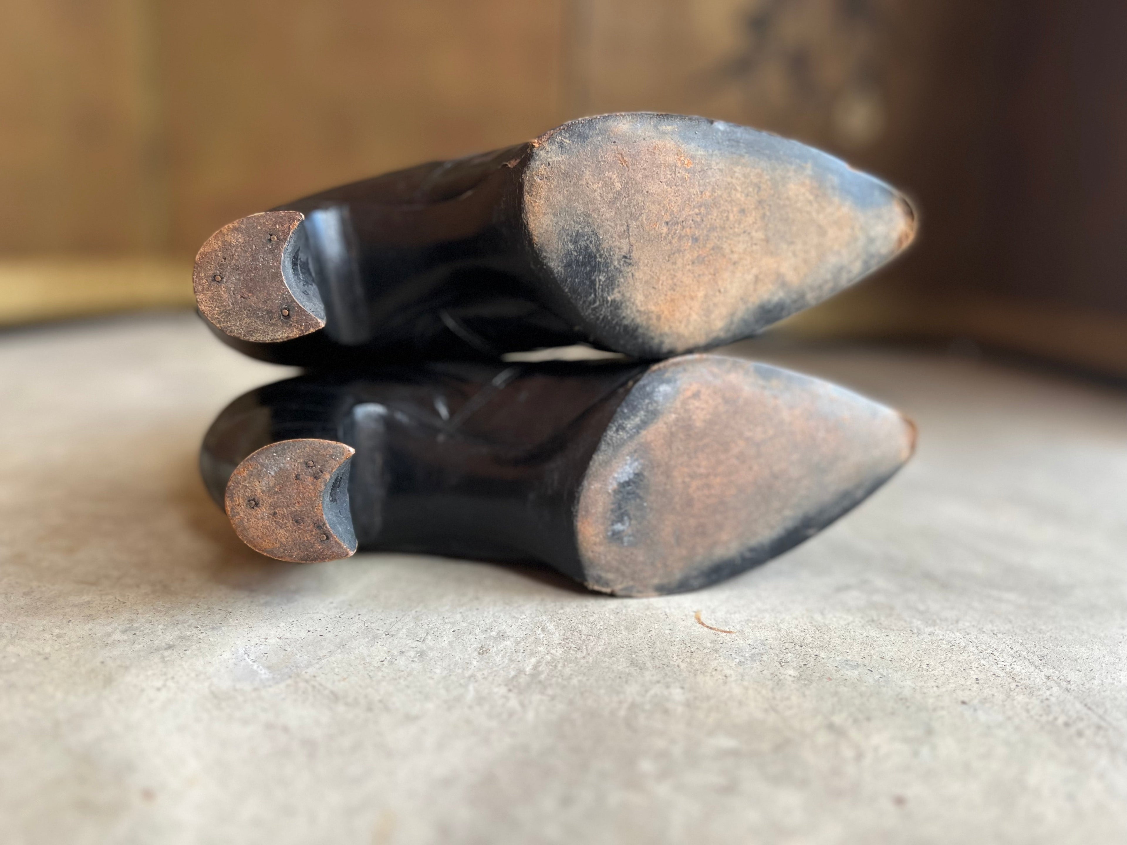 c. Late 1910s-1920s Black Lace Up Boots | Approx Sz 6.5-7